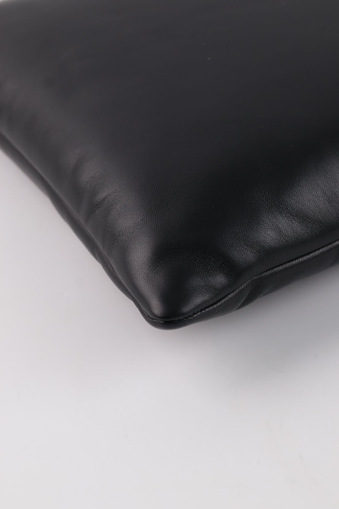 Saint Laurent New Pouch