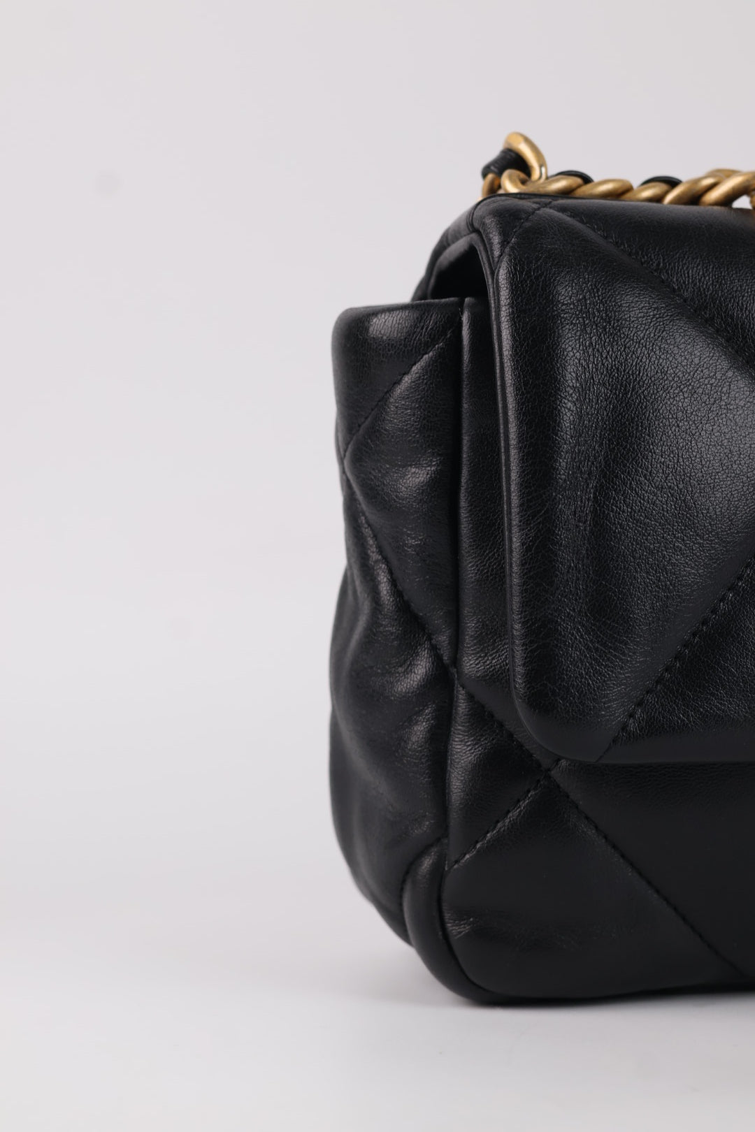 Chanel 19 in Pelle d’Agnello