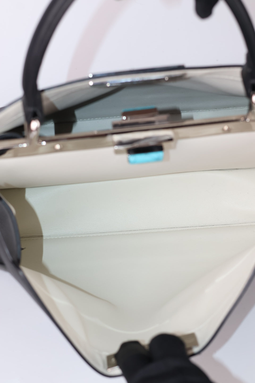 Fendi Peekaboo Iseeu Media