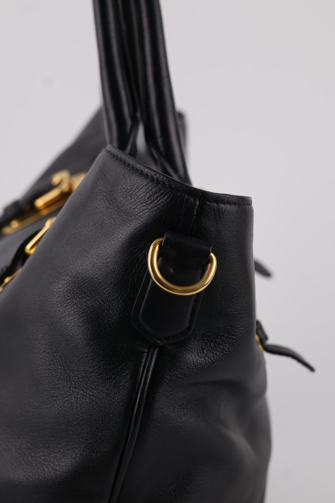 Prada Tote in Pelle Soft