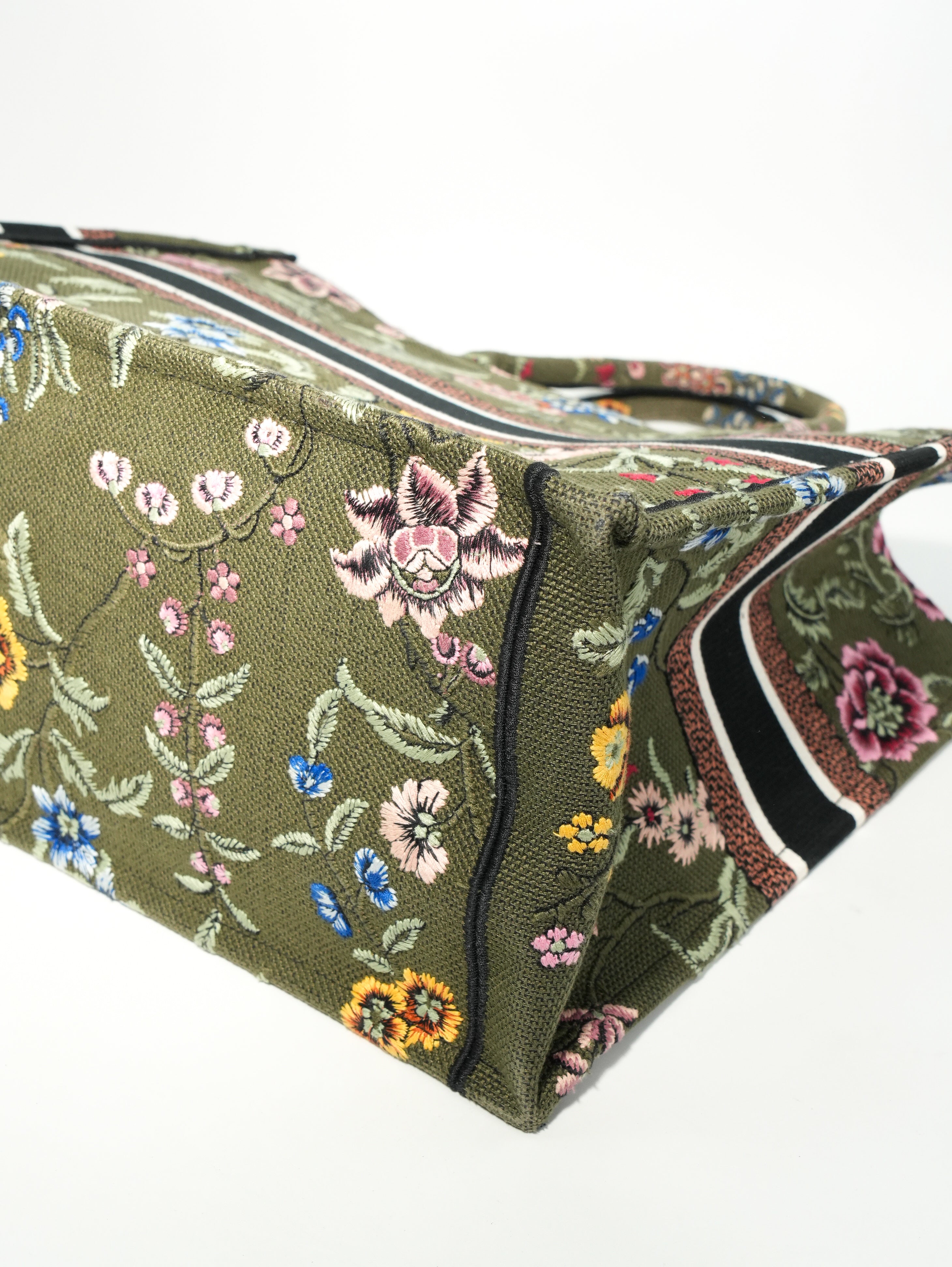 Dior Book Tote Large Floreale