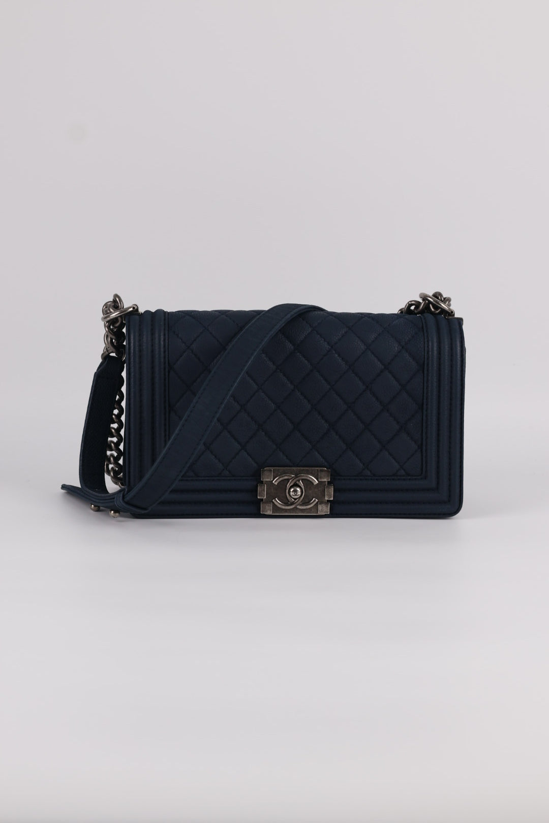 Chanel Boy Media Nabuk