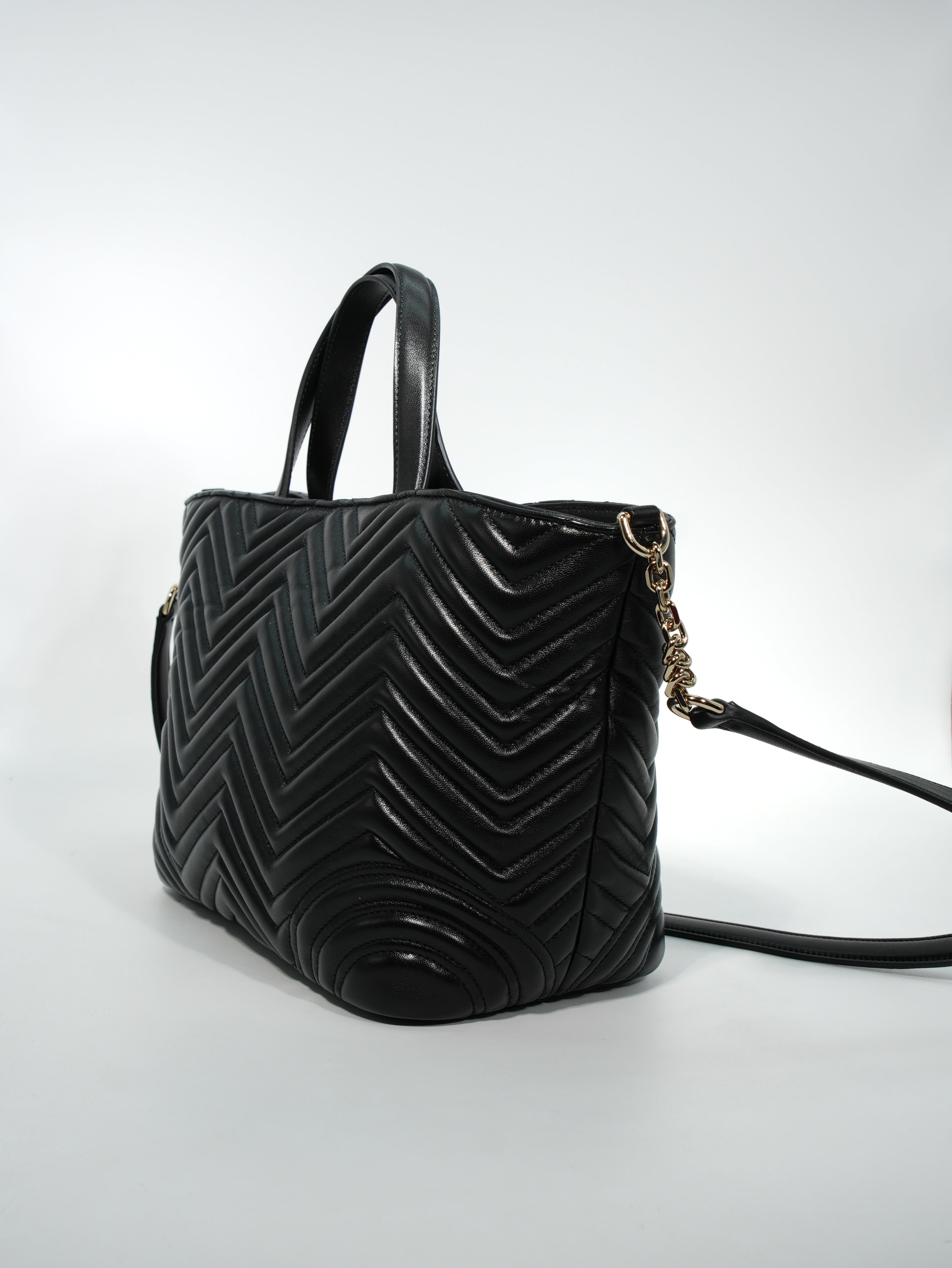 Gucci Shopping Betty Media