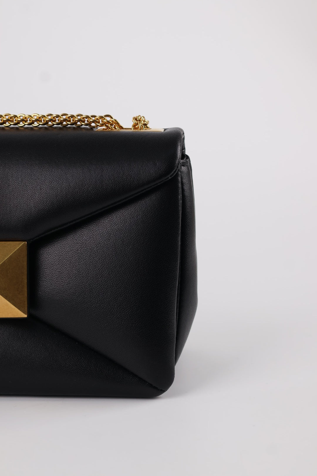 Valentino One Stud in Pelle