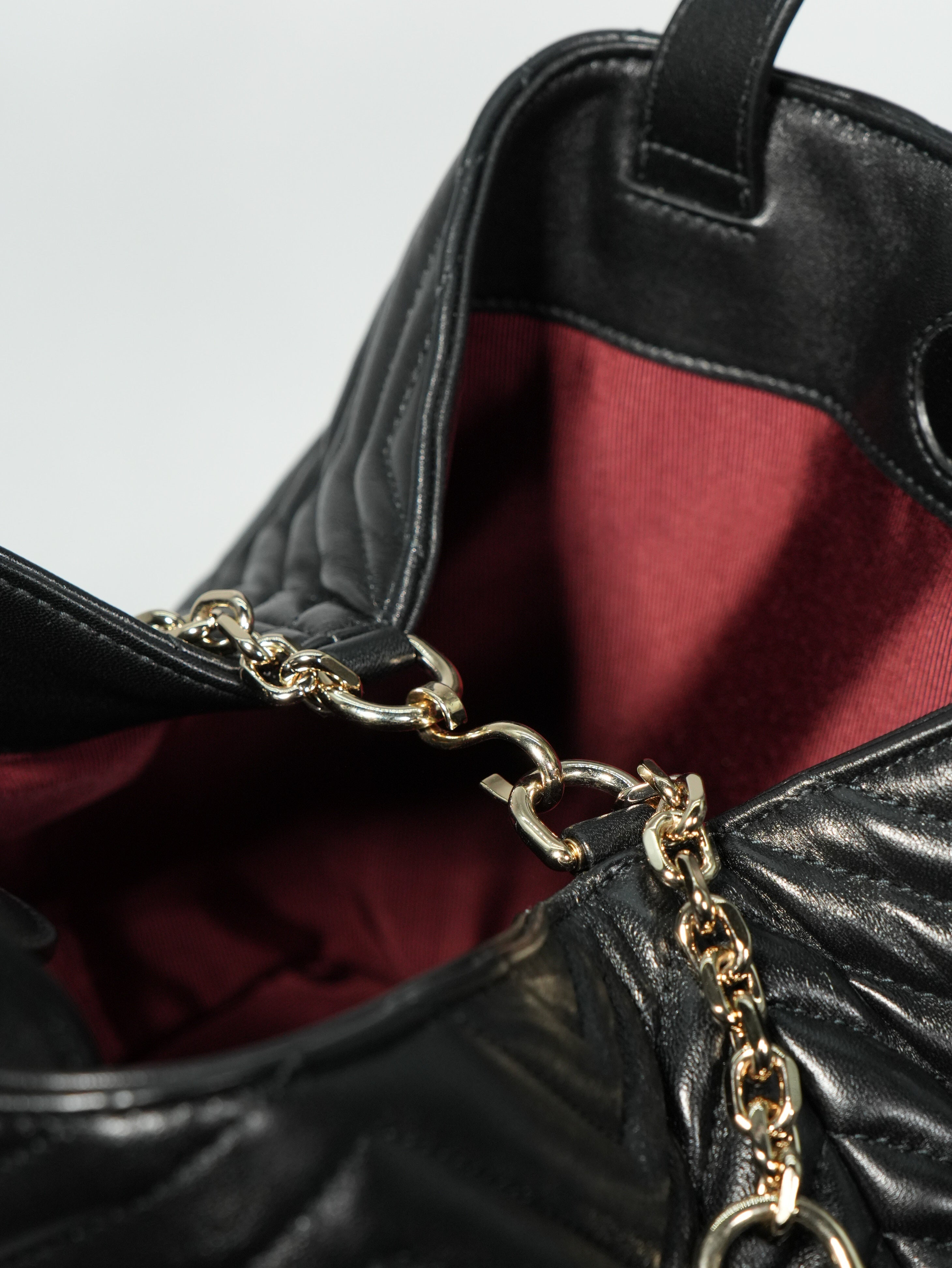 Gucci Shopping Betty Media