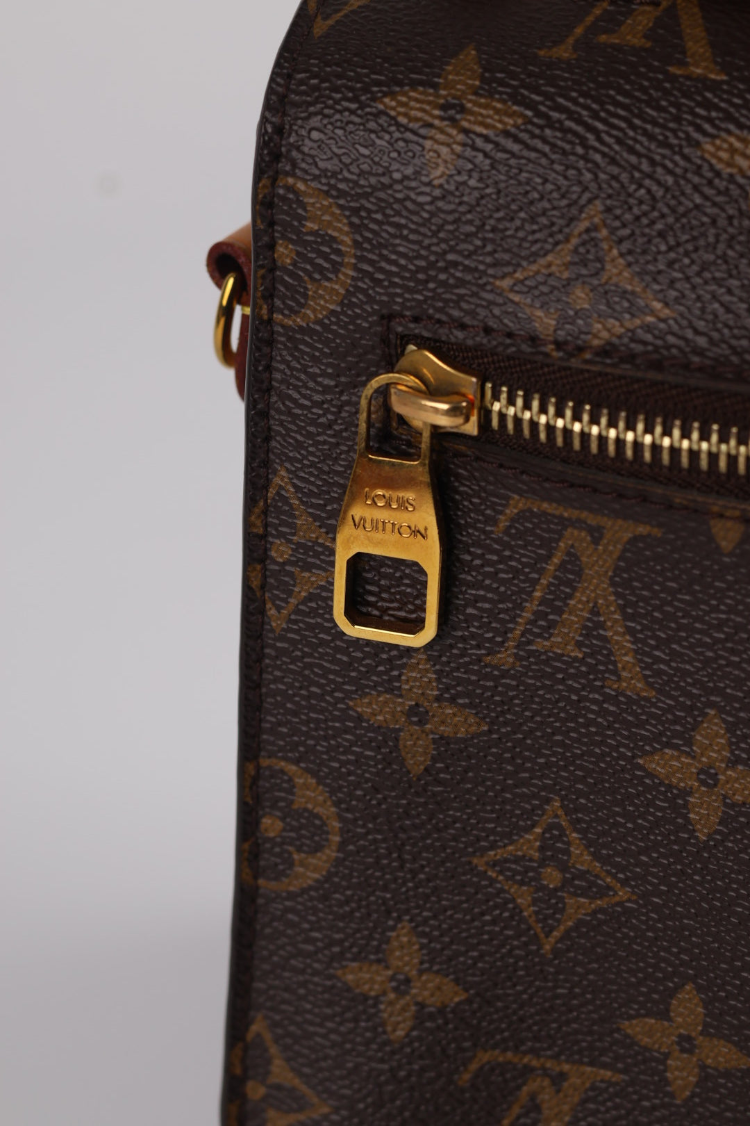 Louis Vuitton Métis Monogram