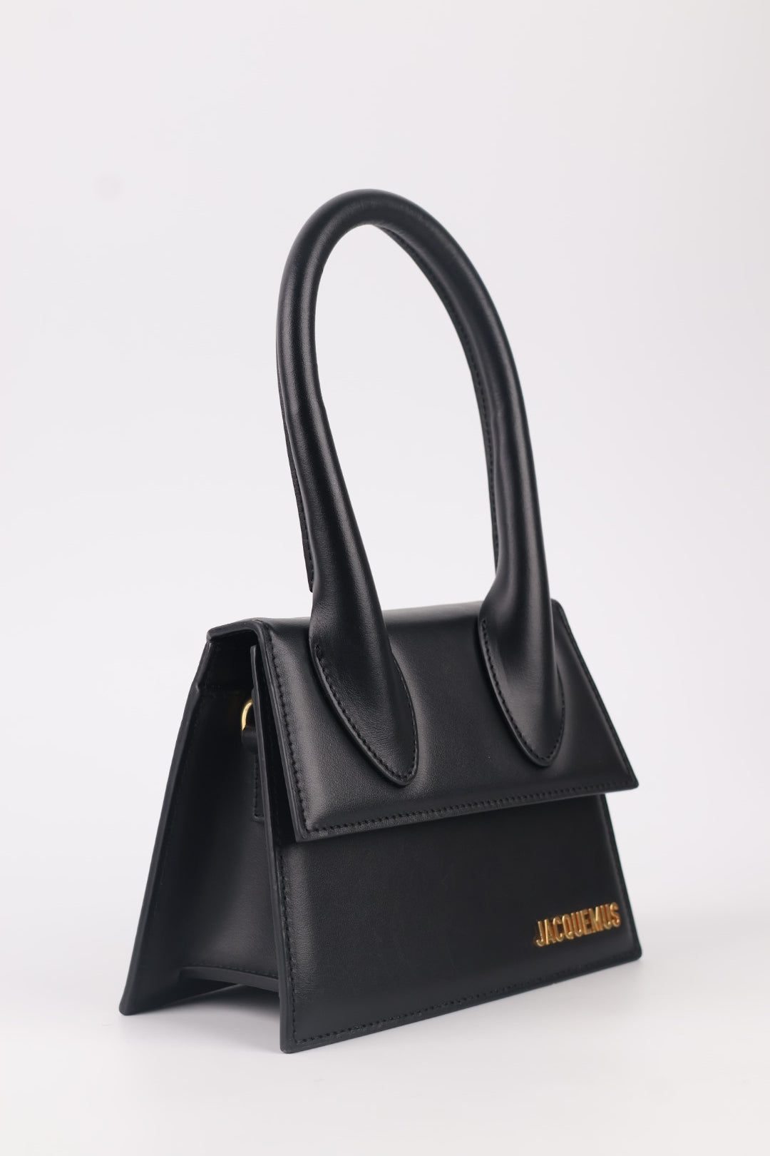 Jacquemus Le Chiquito Moyen