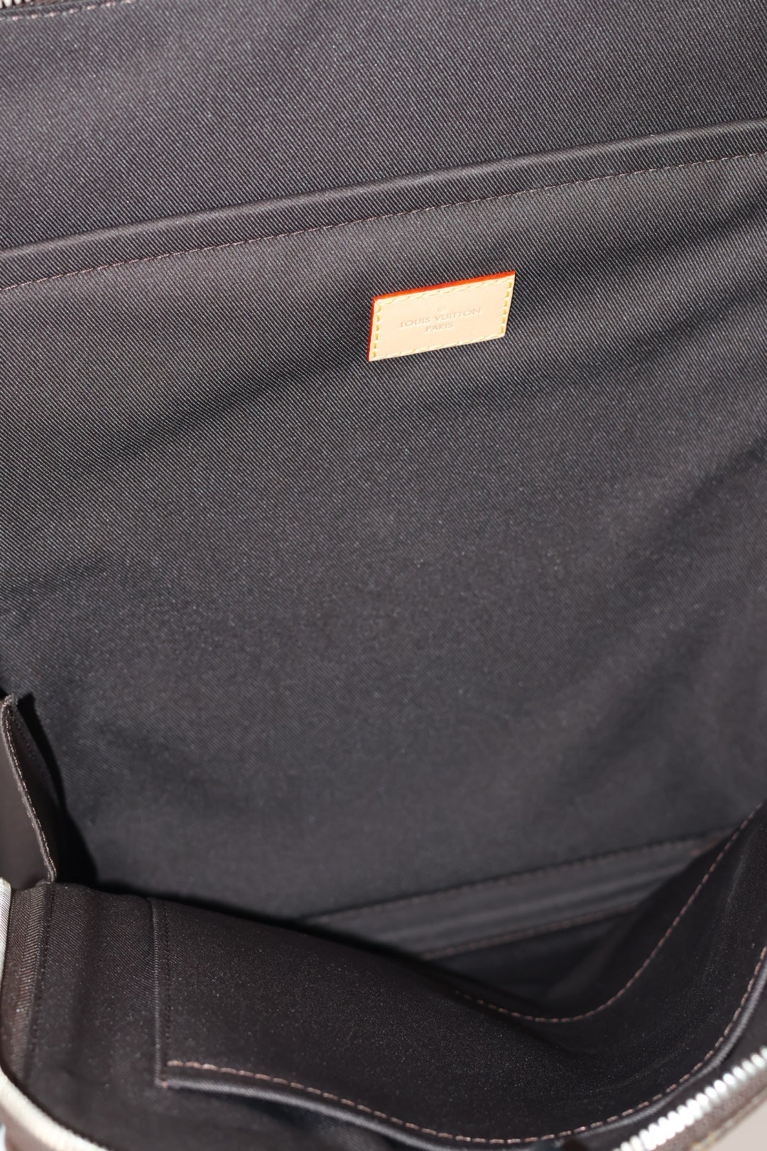 Louis Vuitton Horizon Business
