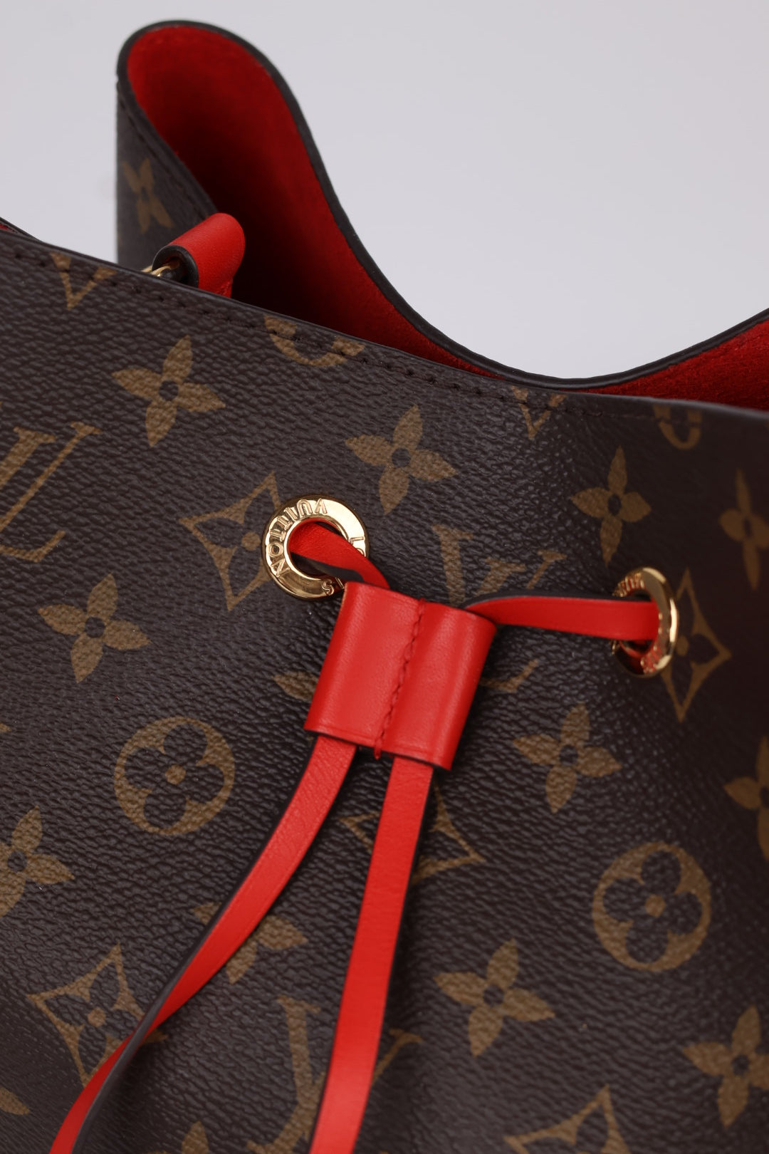 Louis Vuitton Neo Noè MM Monogram