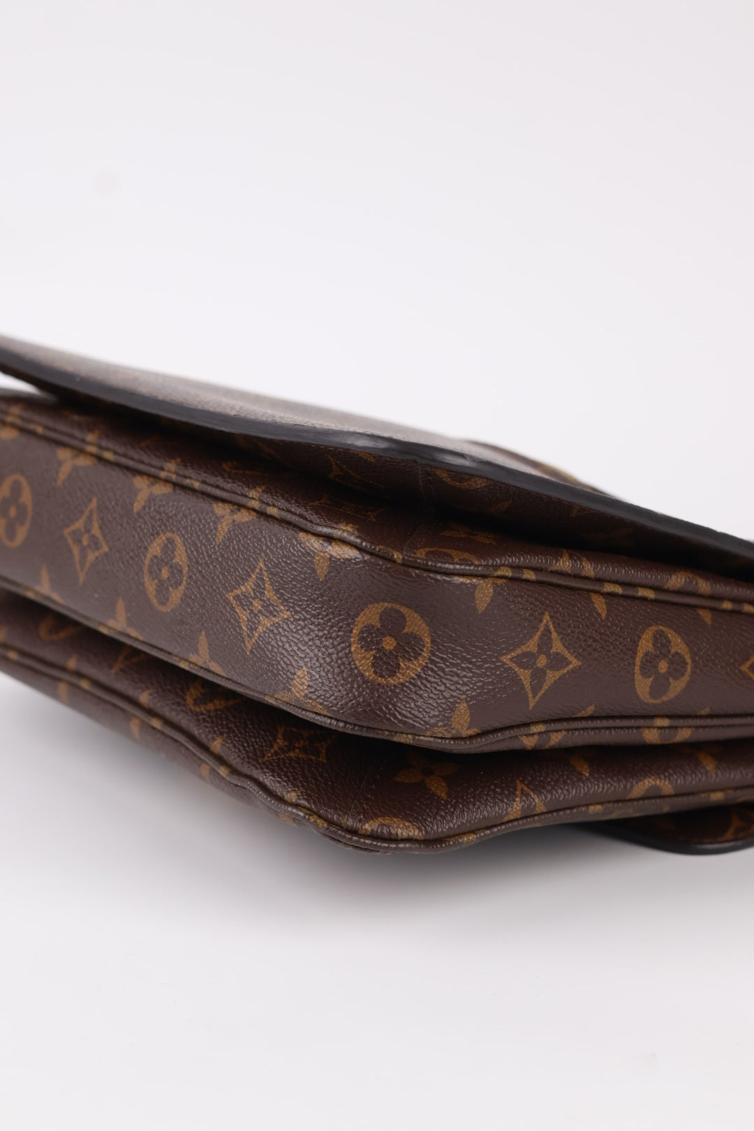 Louis Vuitton Métis Monogram
