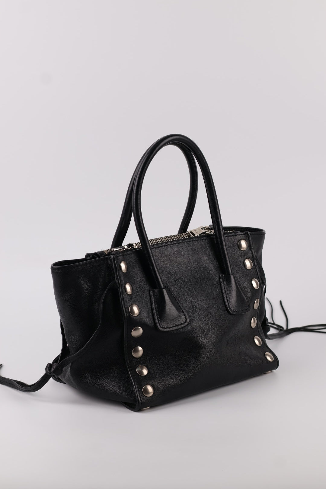 Prada Tote in Pelle Borchie