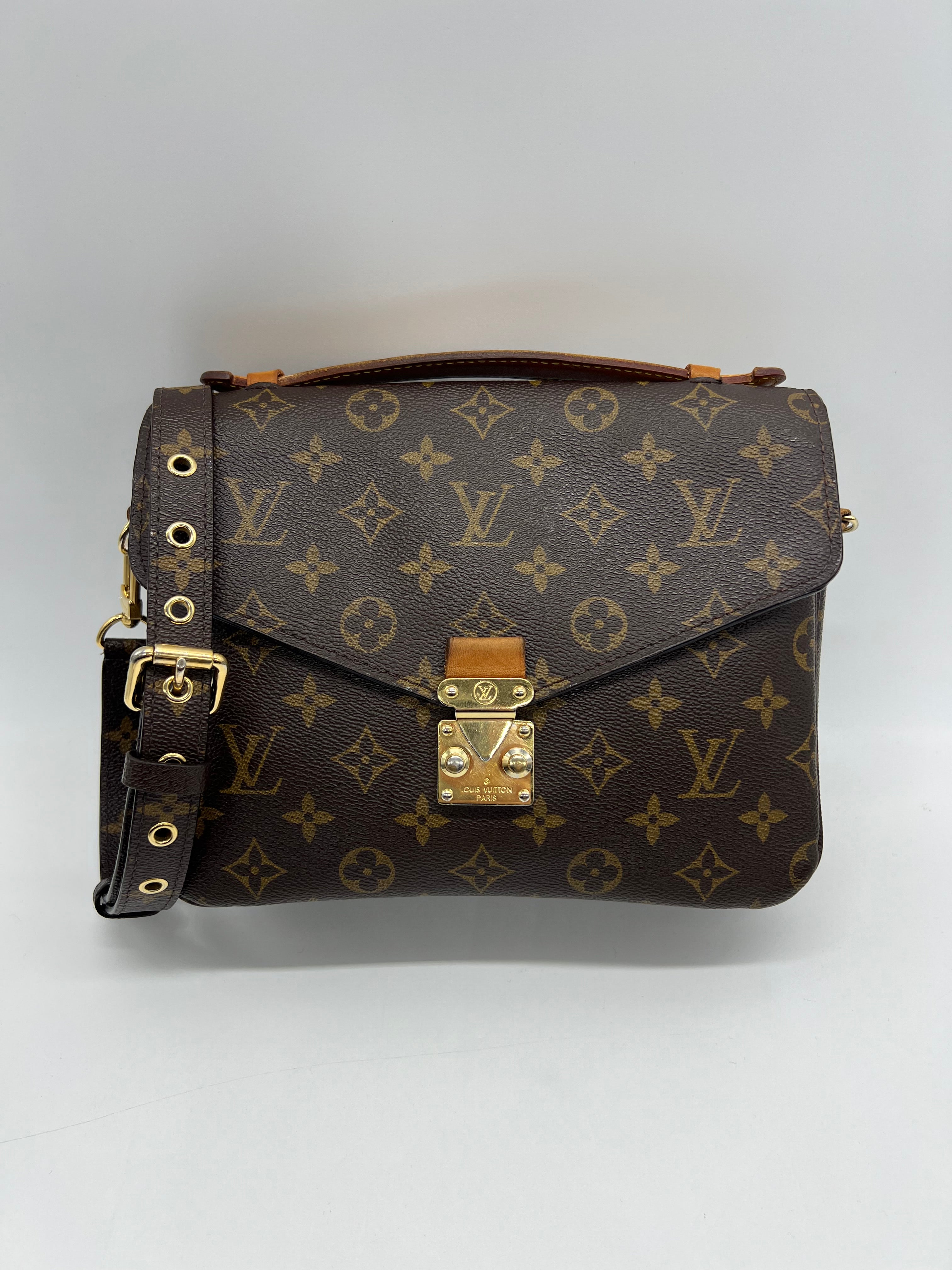 Louis Vuitton Métis Monogram