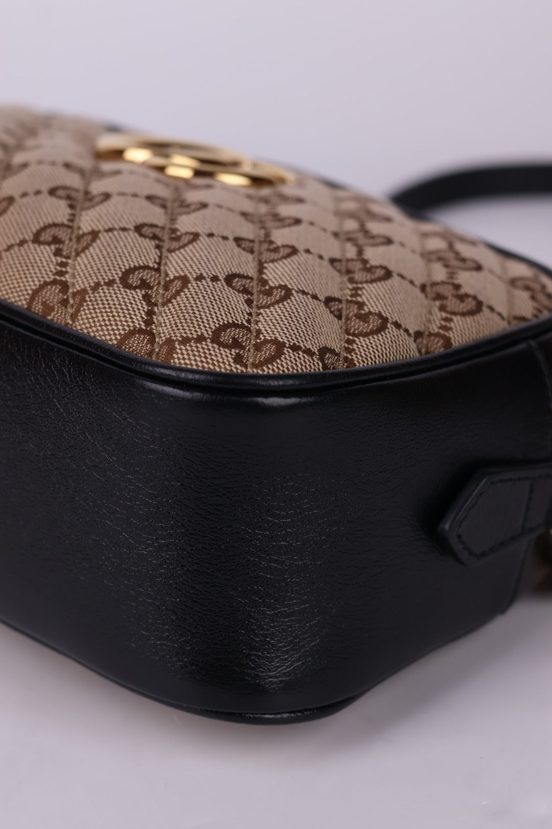 Gucci Marmont Camera Bag GG Wave