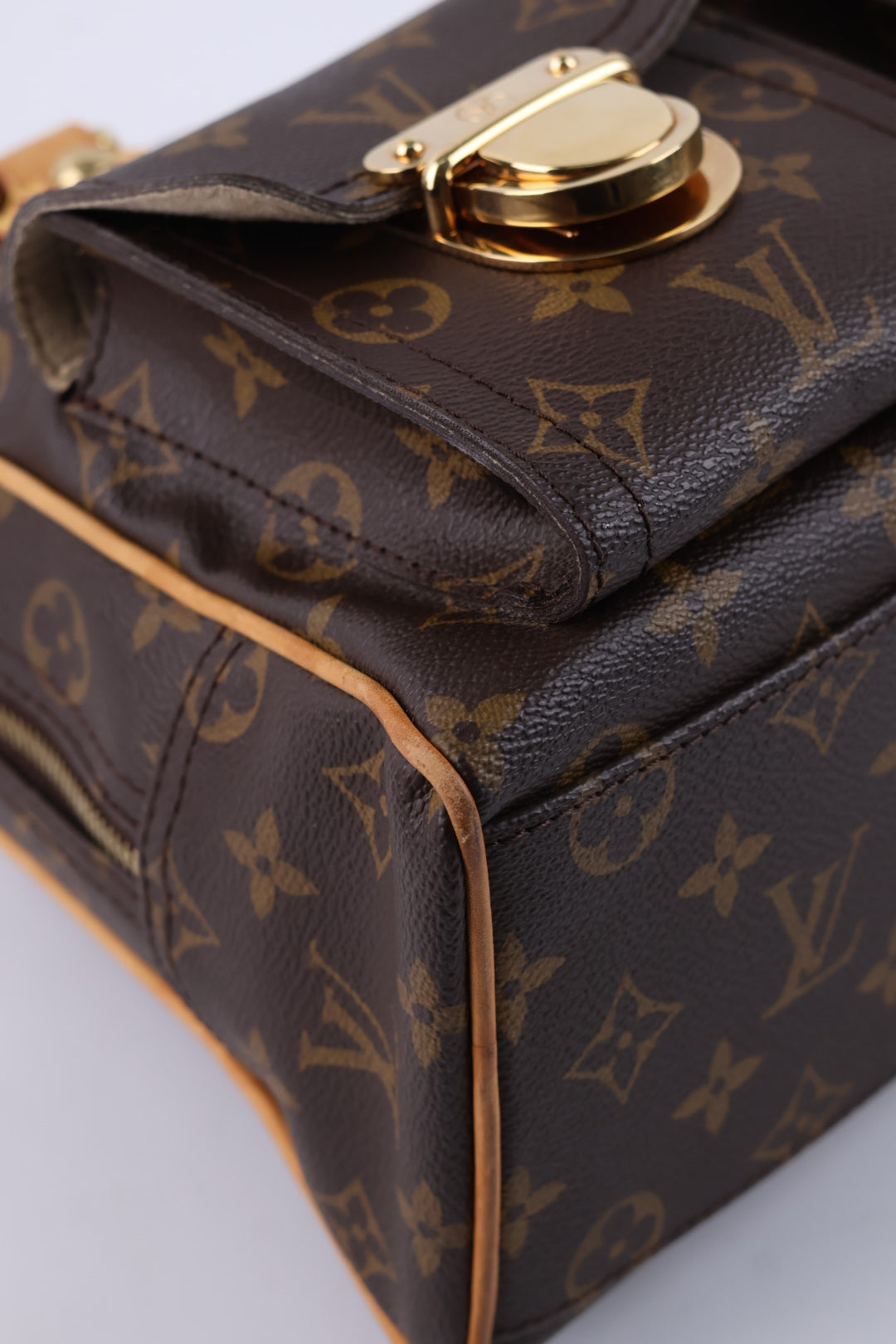 Louis Vuitton Manhattan Monogram