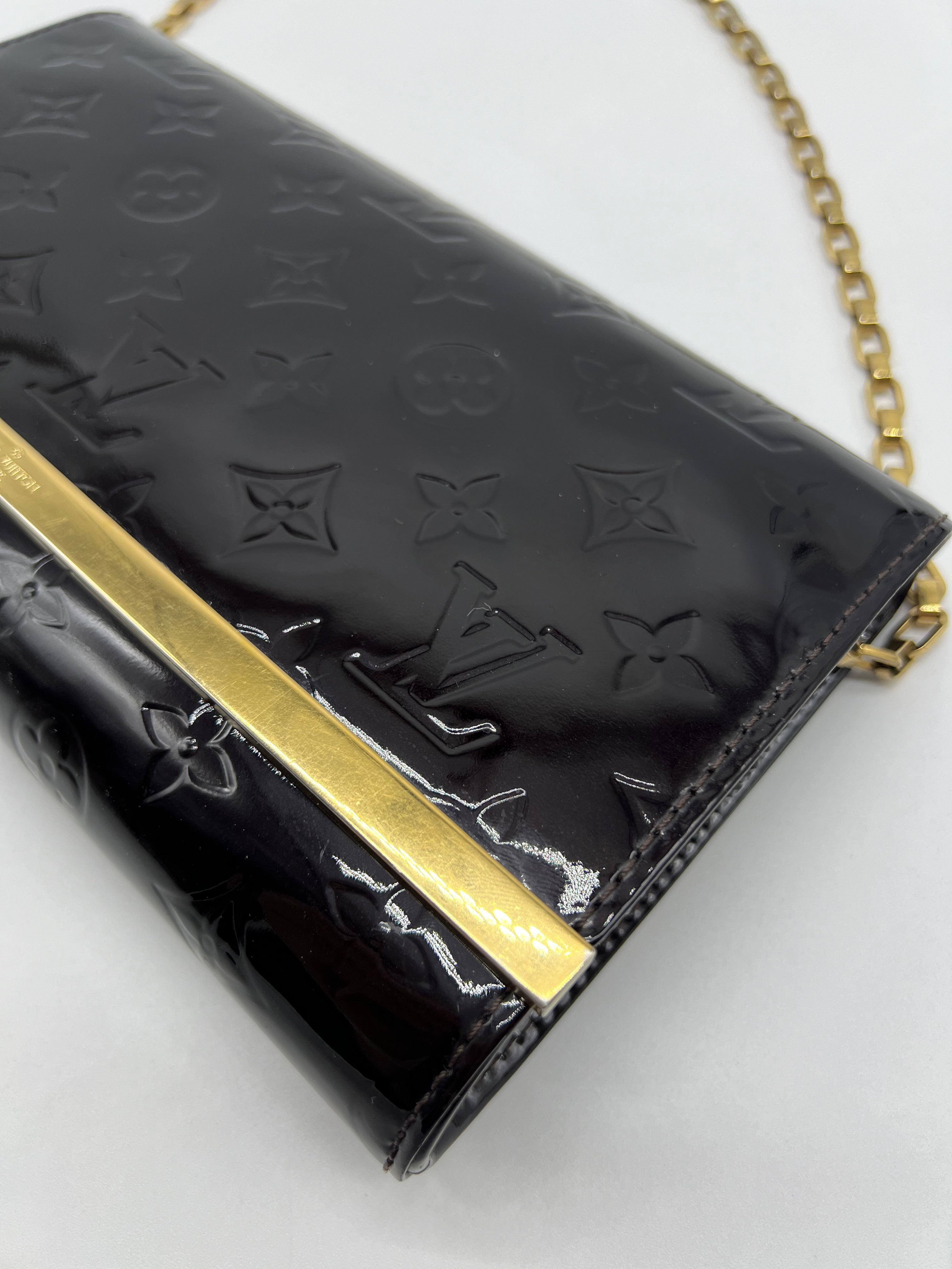 Louis Vuitton Pochette Ana Chain Vernis