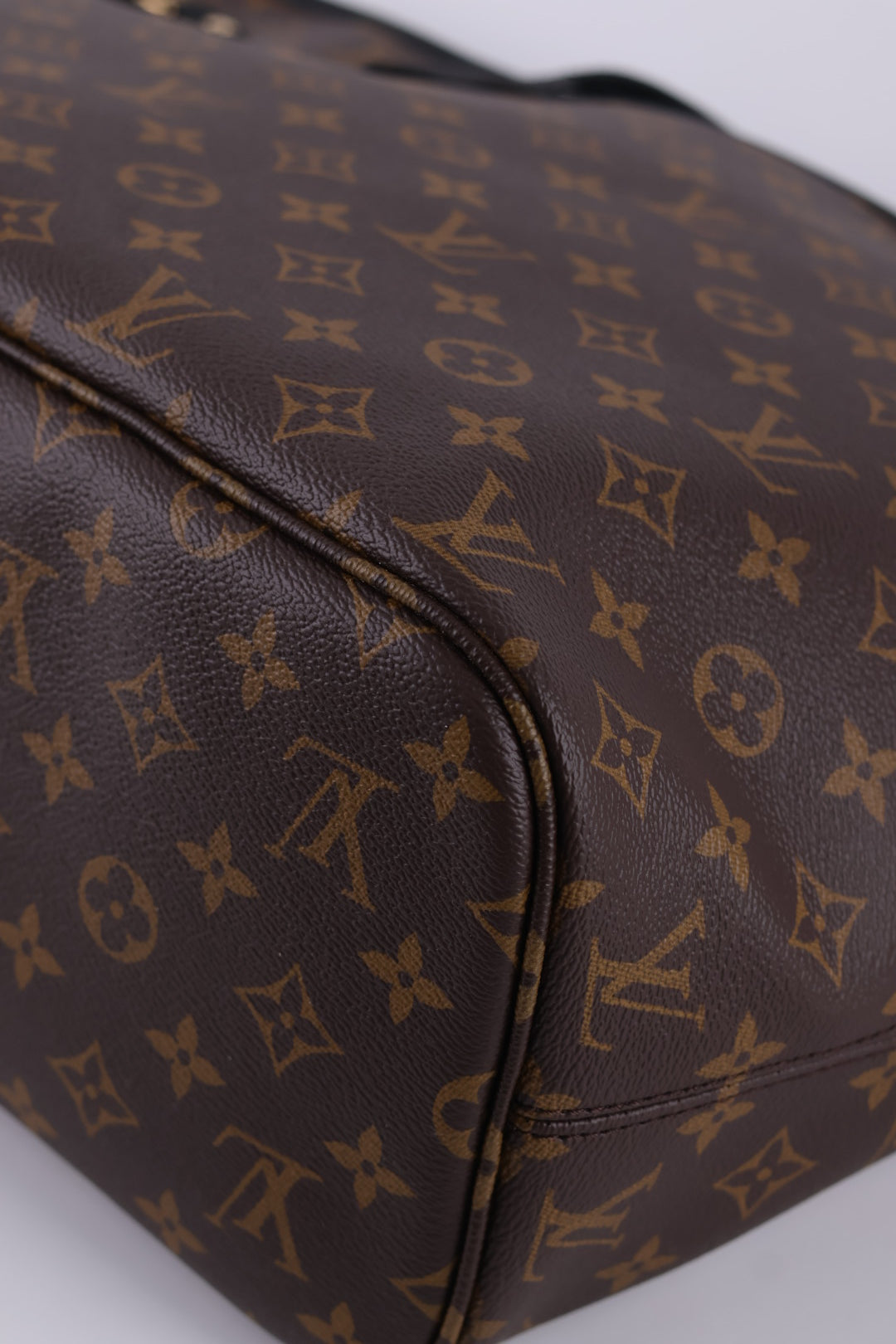 Louis Vuitton Neverfull MM Inside Out