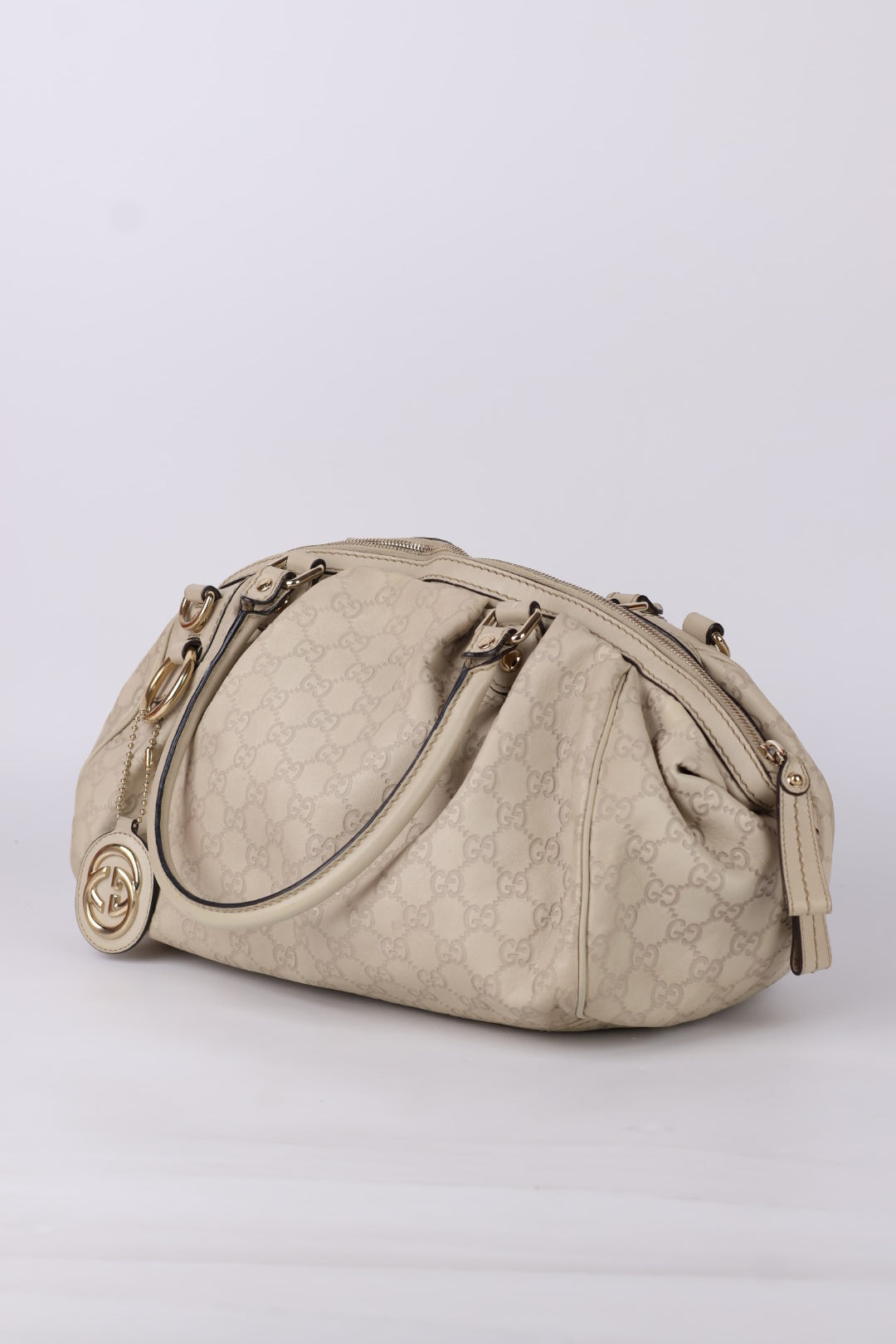 Gucci Boston Sukey GG Signature