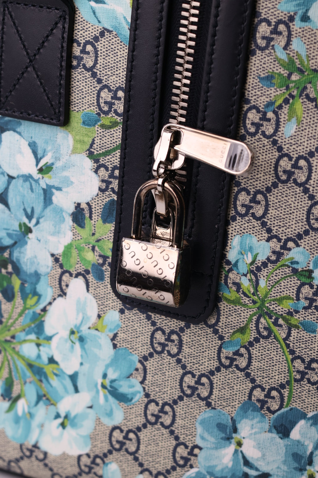 Gucci Borsone Bloom GG Supreme