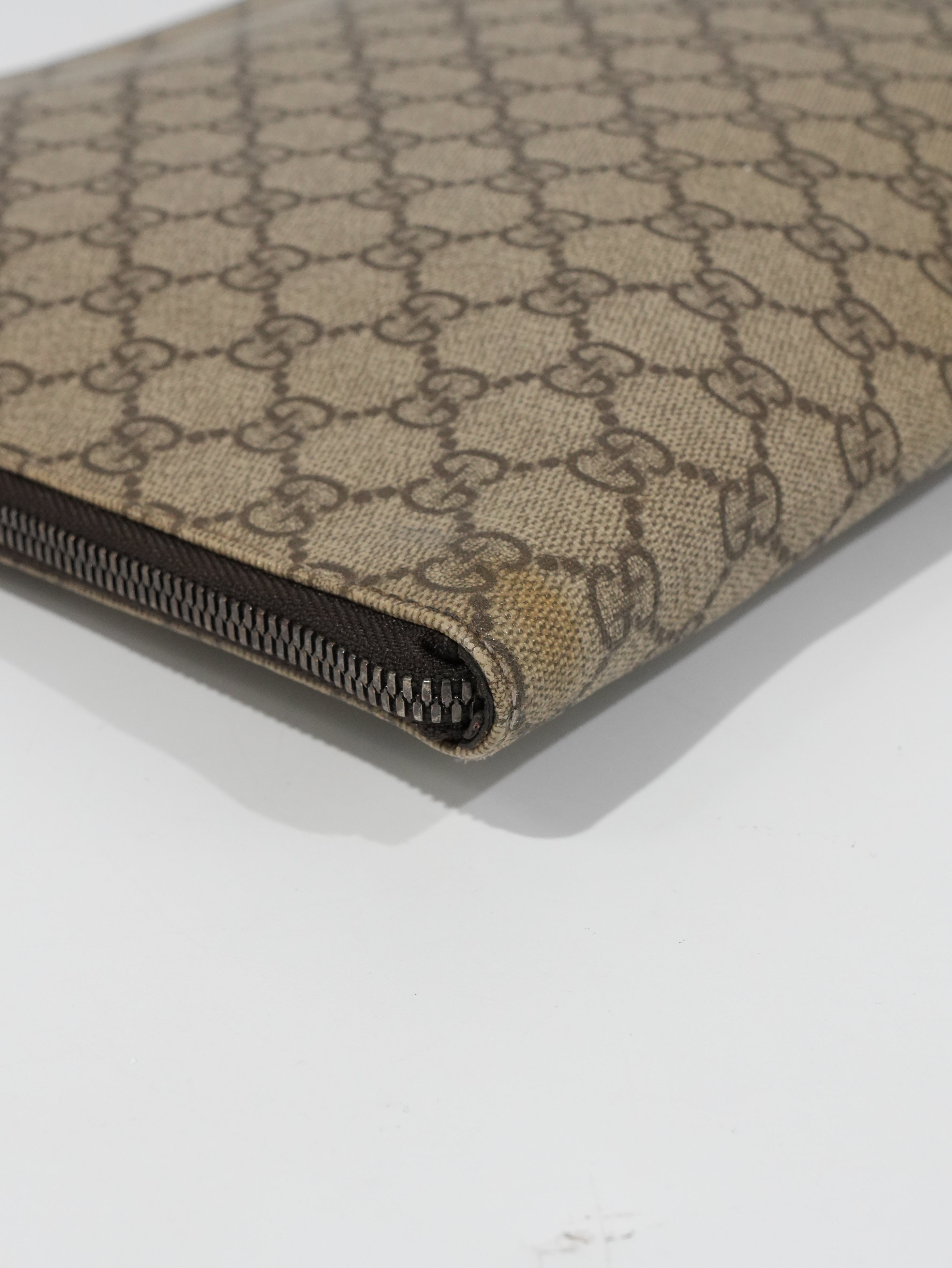 Gucci Porta Tablet GG Supreme