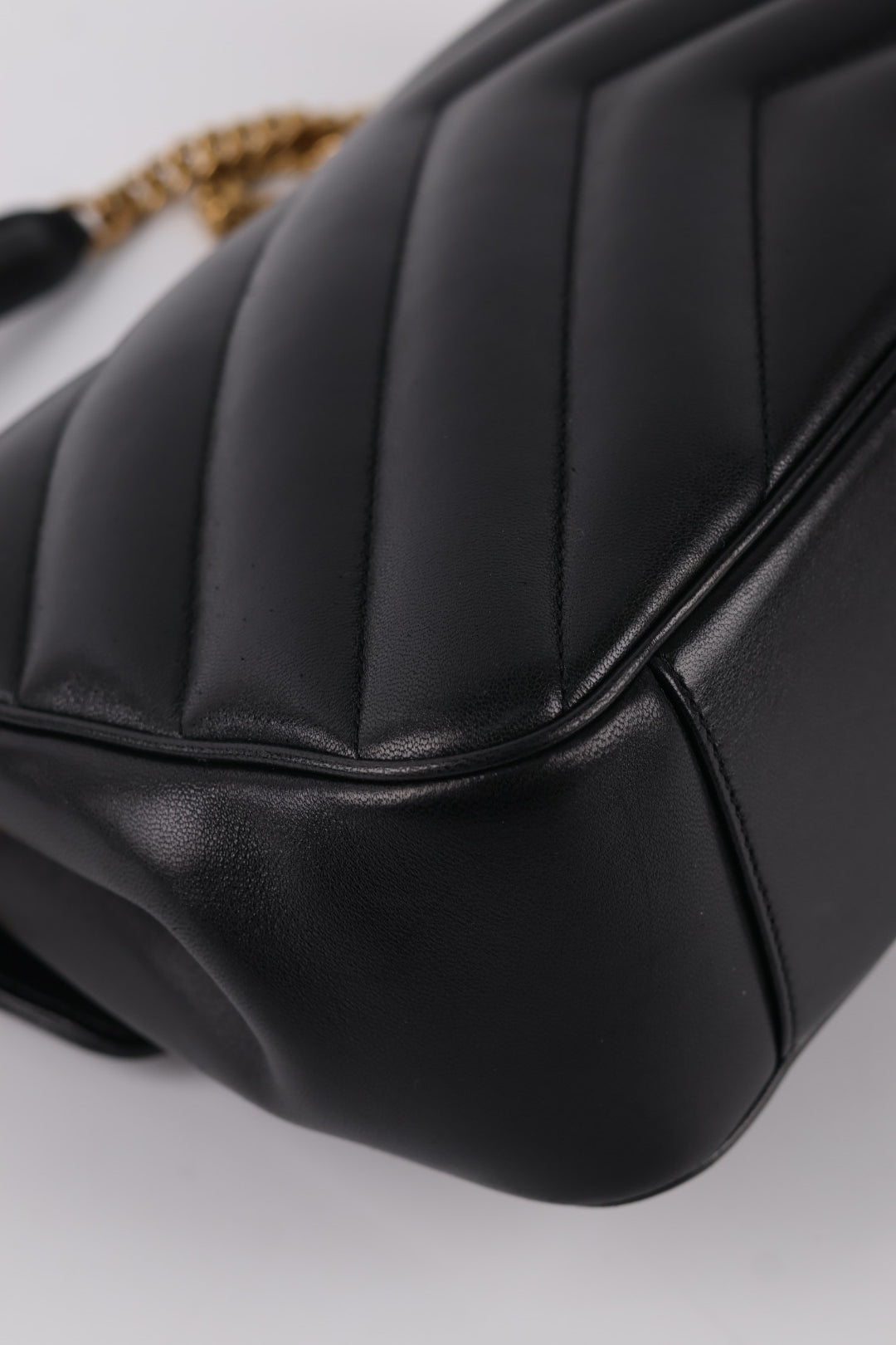 Saint Laurent Lou Lou Media