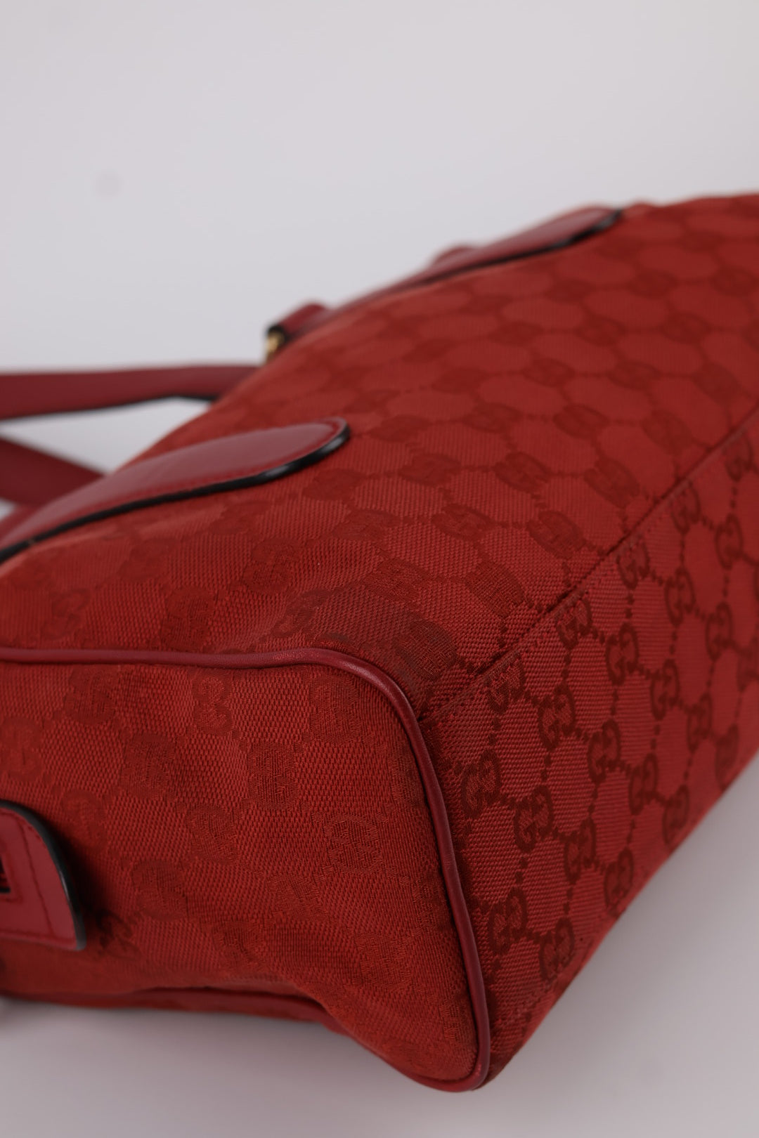 Gucci Boston GG Wave Small