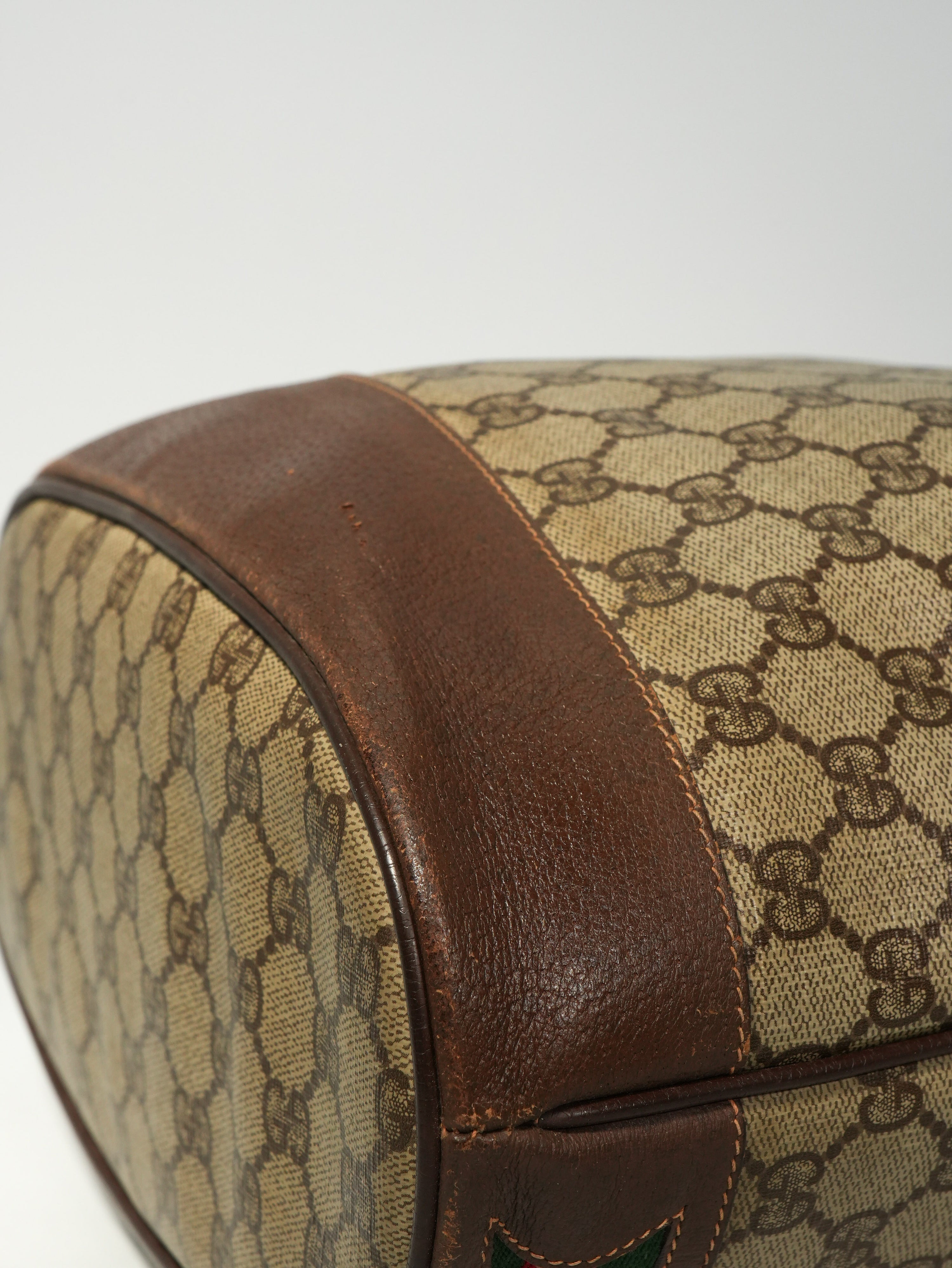 Gucci Bucket GG Supreme Vintage