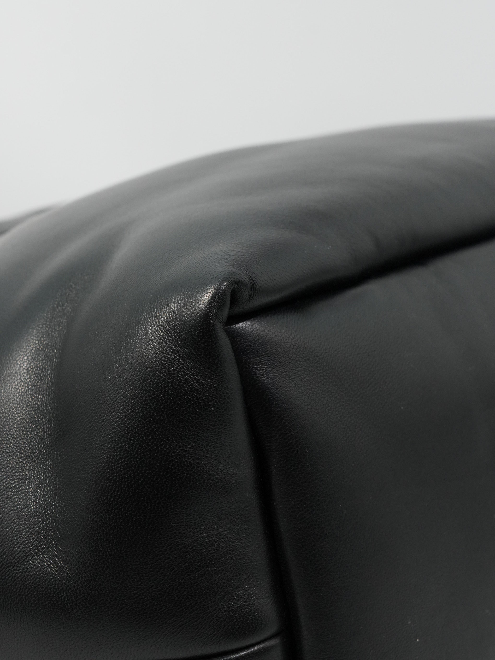 Saint Laurent New Tote Lettering in Pelle