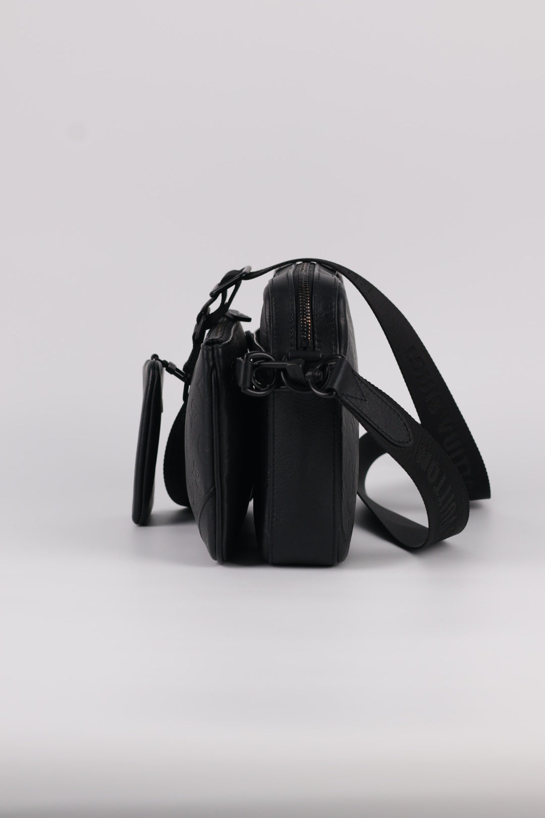 Louis Vuitton Trio Messenger Shadow