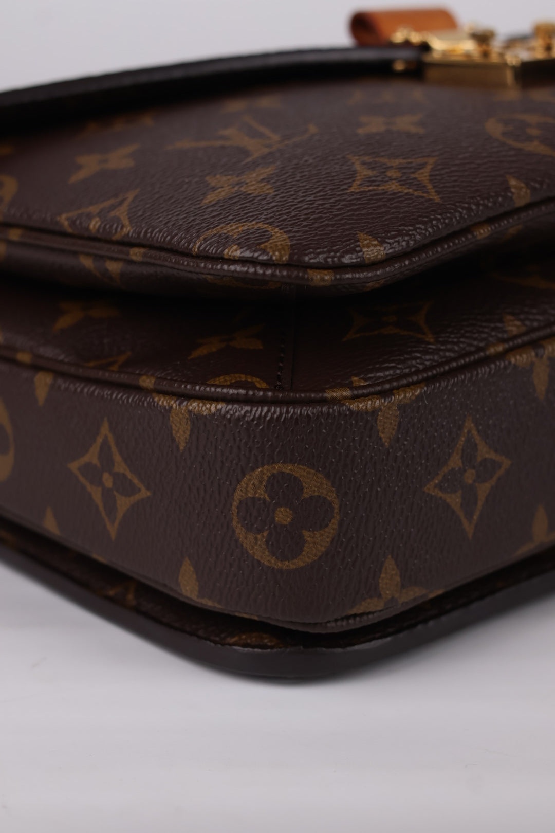 Louis Vuitton Métis Monogram