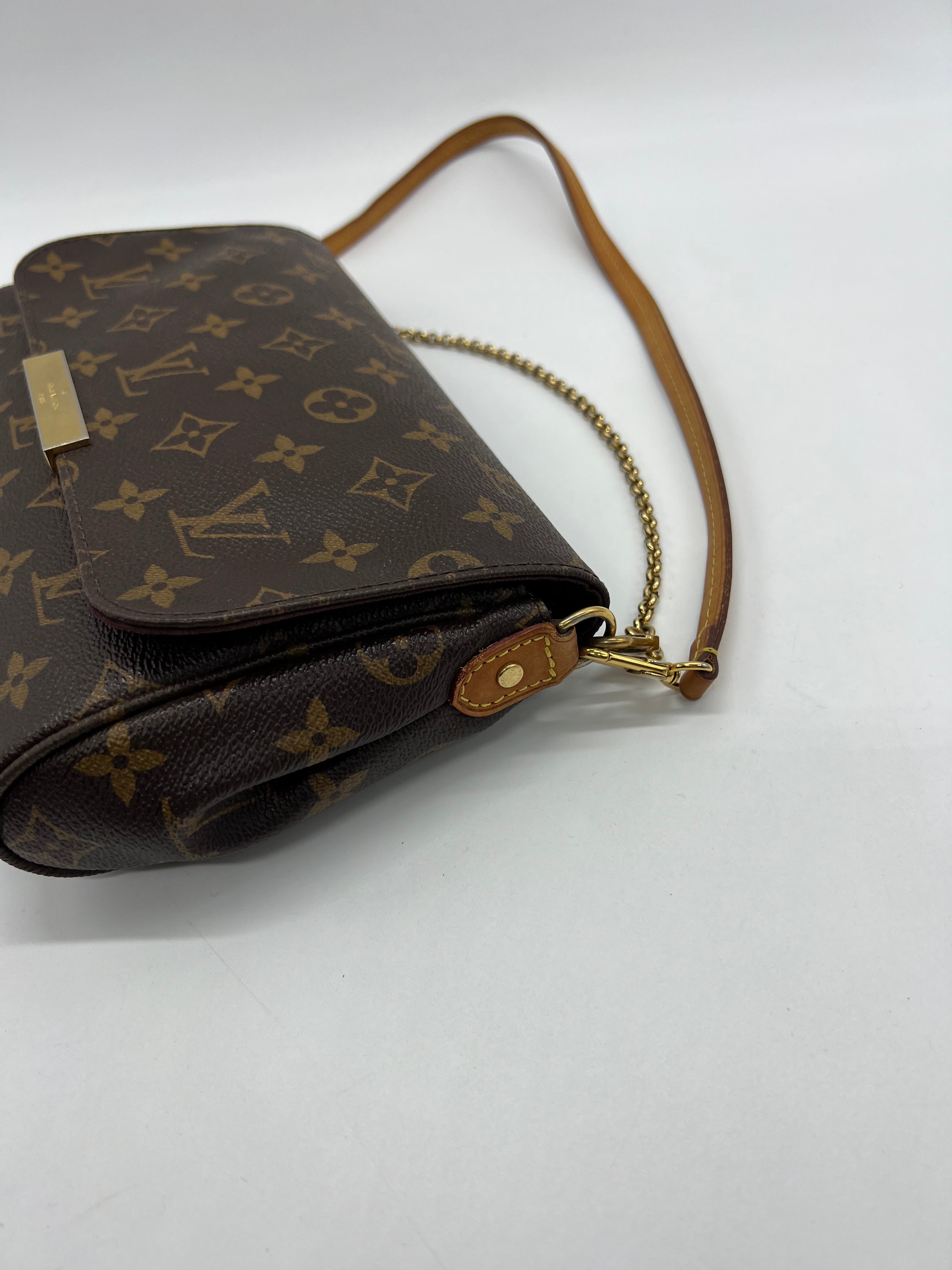 Louis Vuitton Favorite MM Monogram