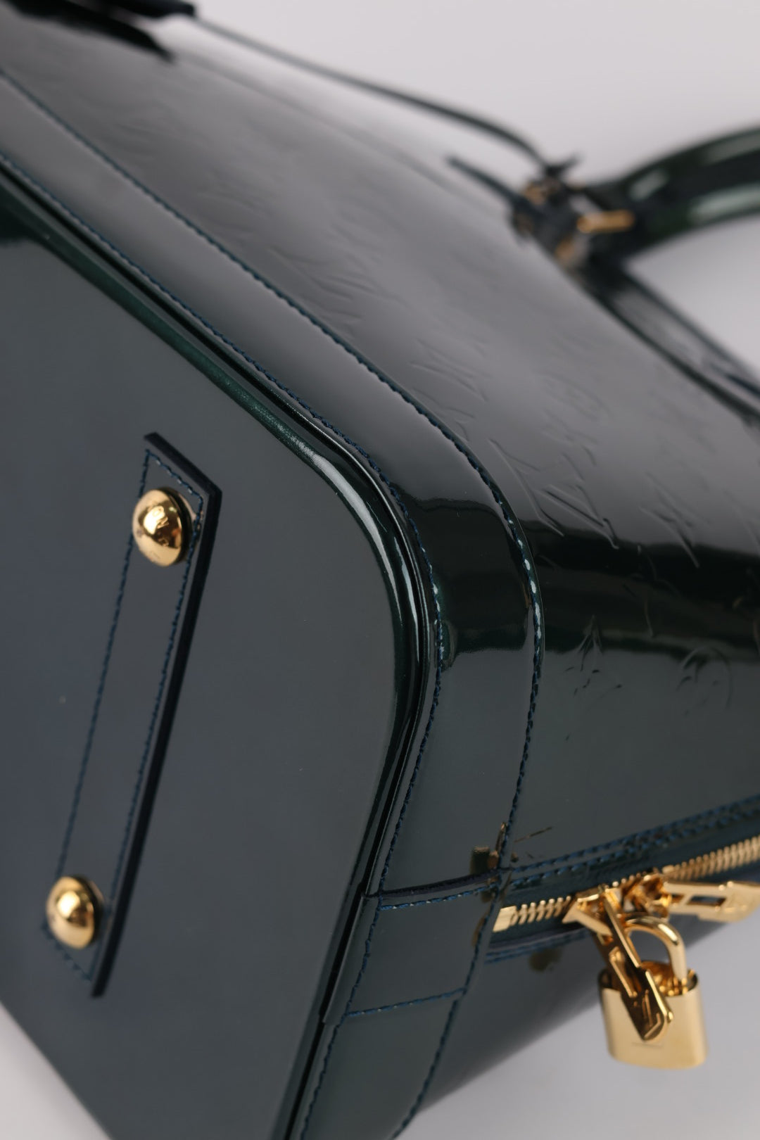 Louis Vuitton Alma GM Vernis