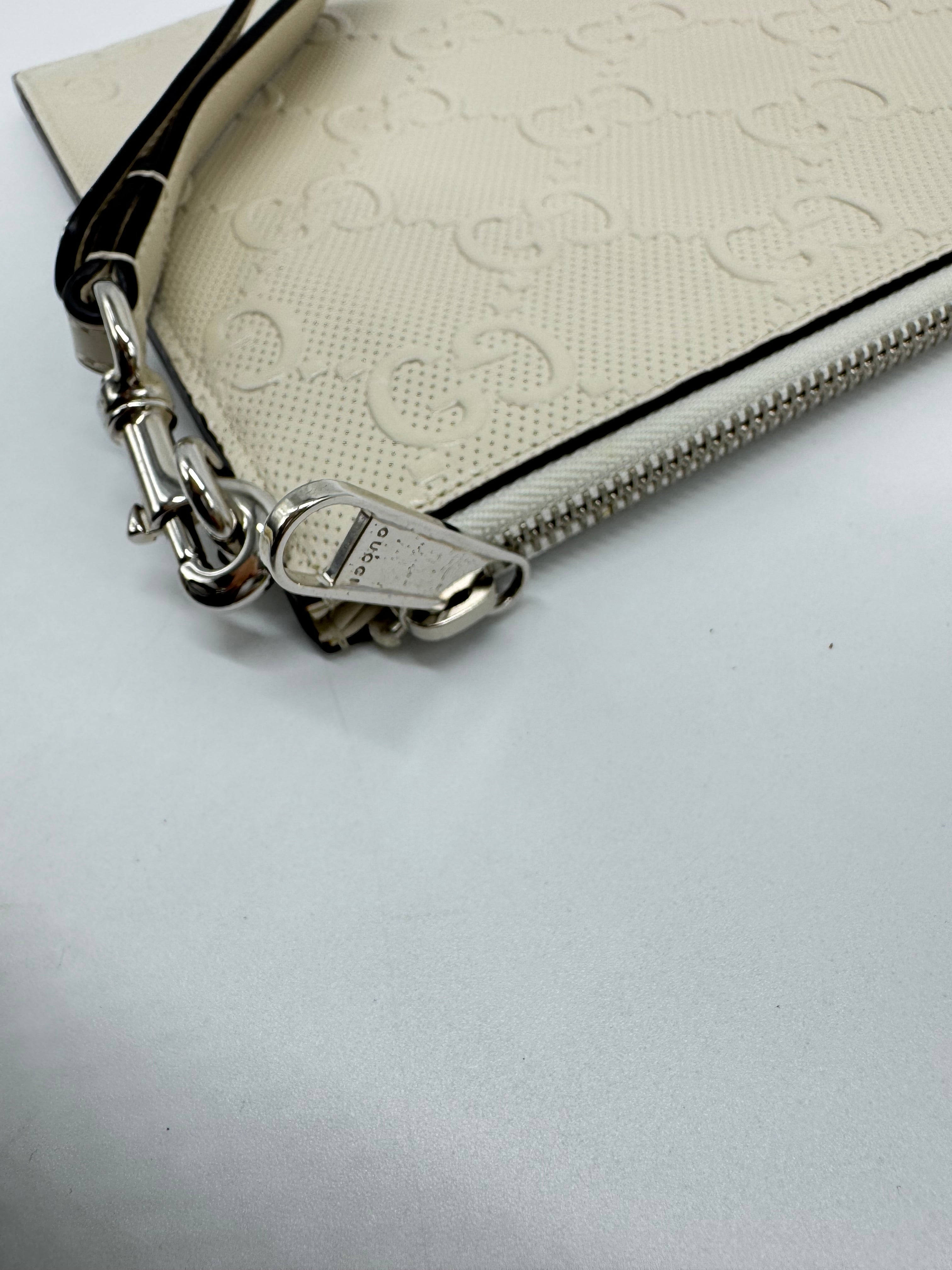 Gucci Pochette GG Goffrata