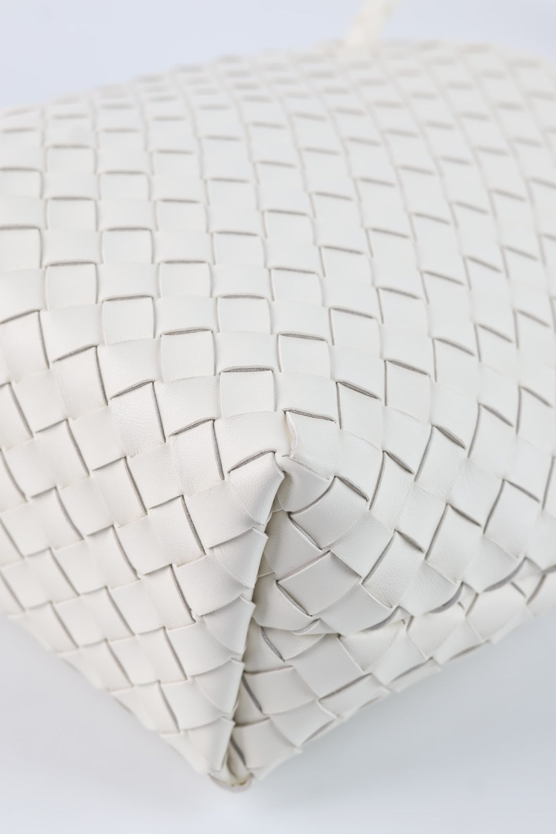 Bottega Veneta Andiamo Bucket