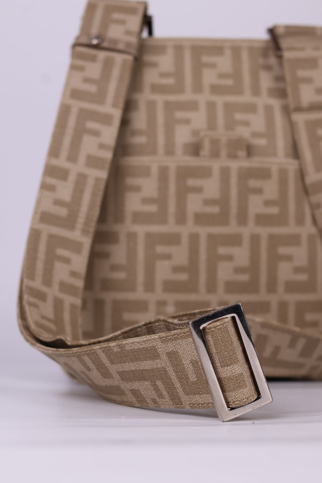 Fendi Messenger FF Logo