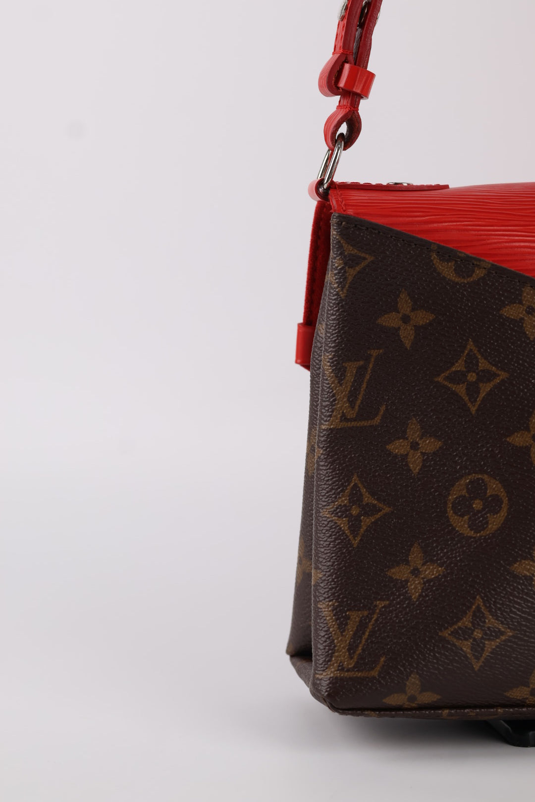 Louis Vuitton Saint Michel Monogram