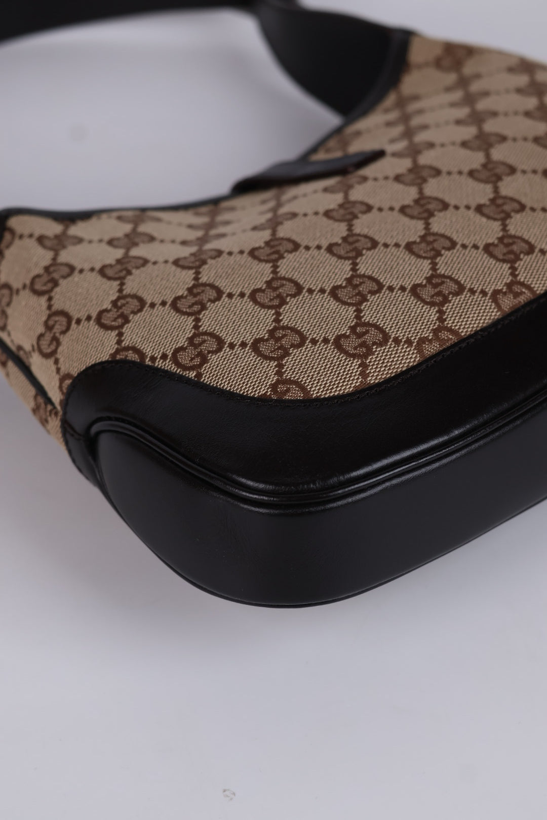 Gucci Jackie GG Wave
