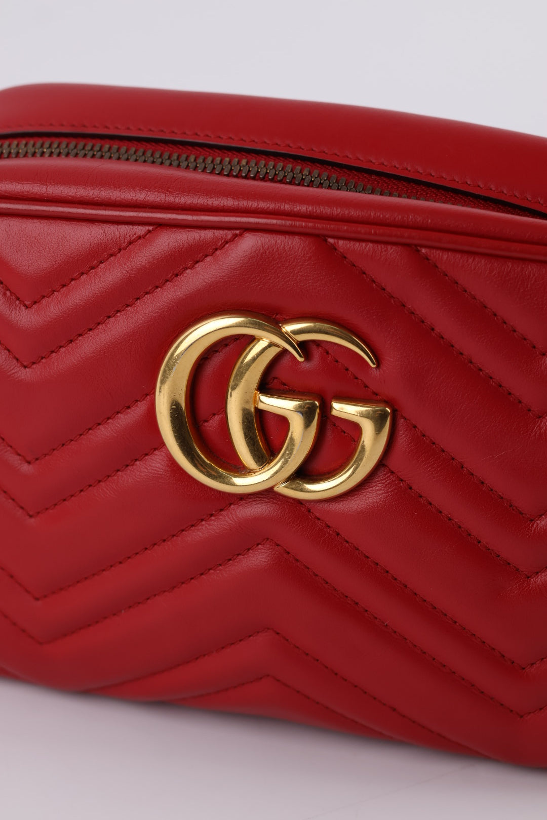 Gucci GG Marmont Camera Bag Matelassé