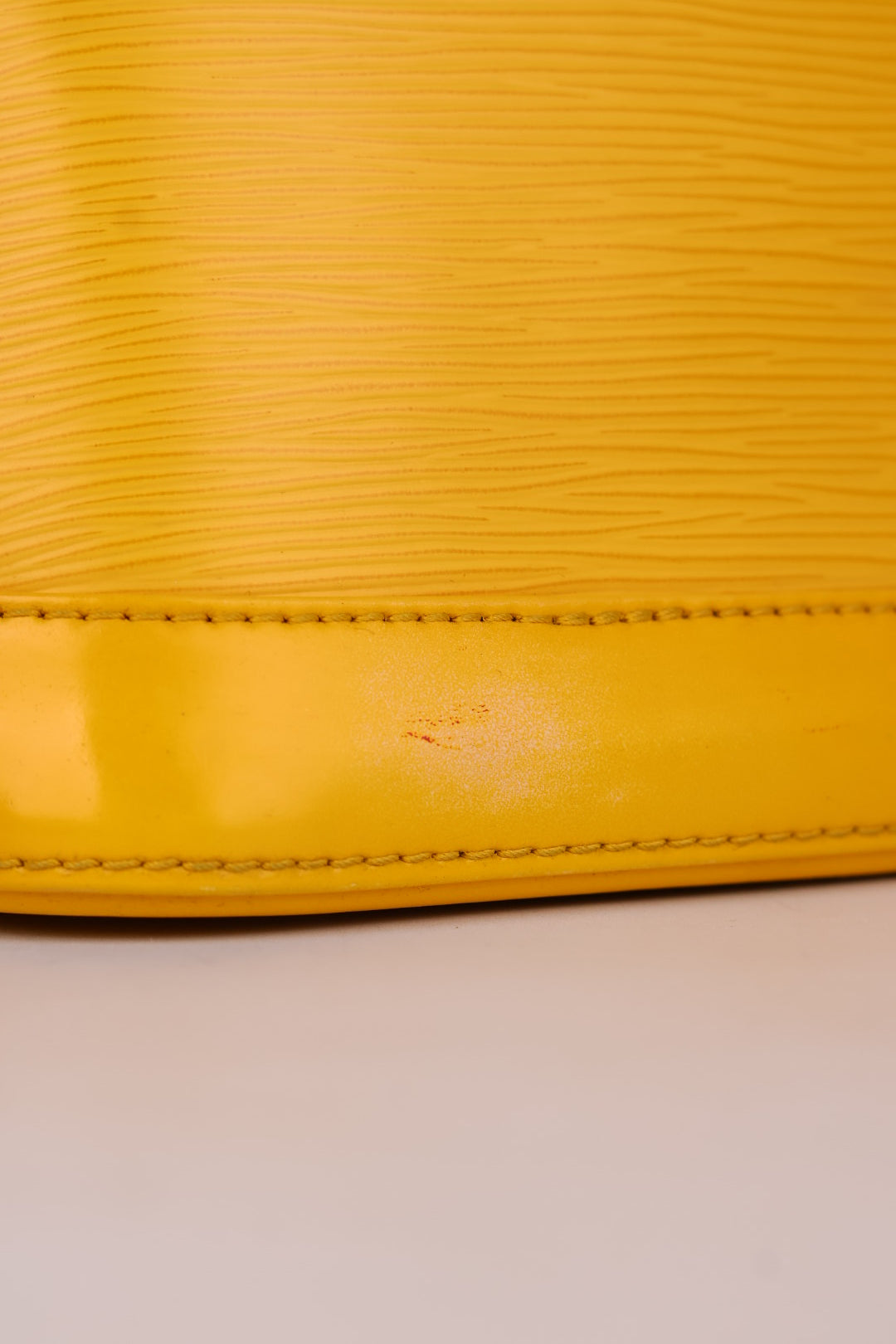 Louis Vuitton Alma BB Epi