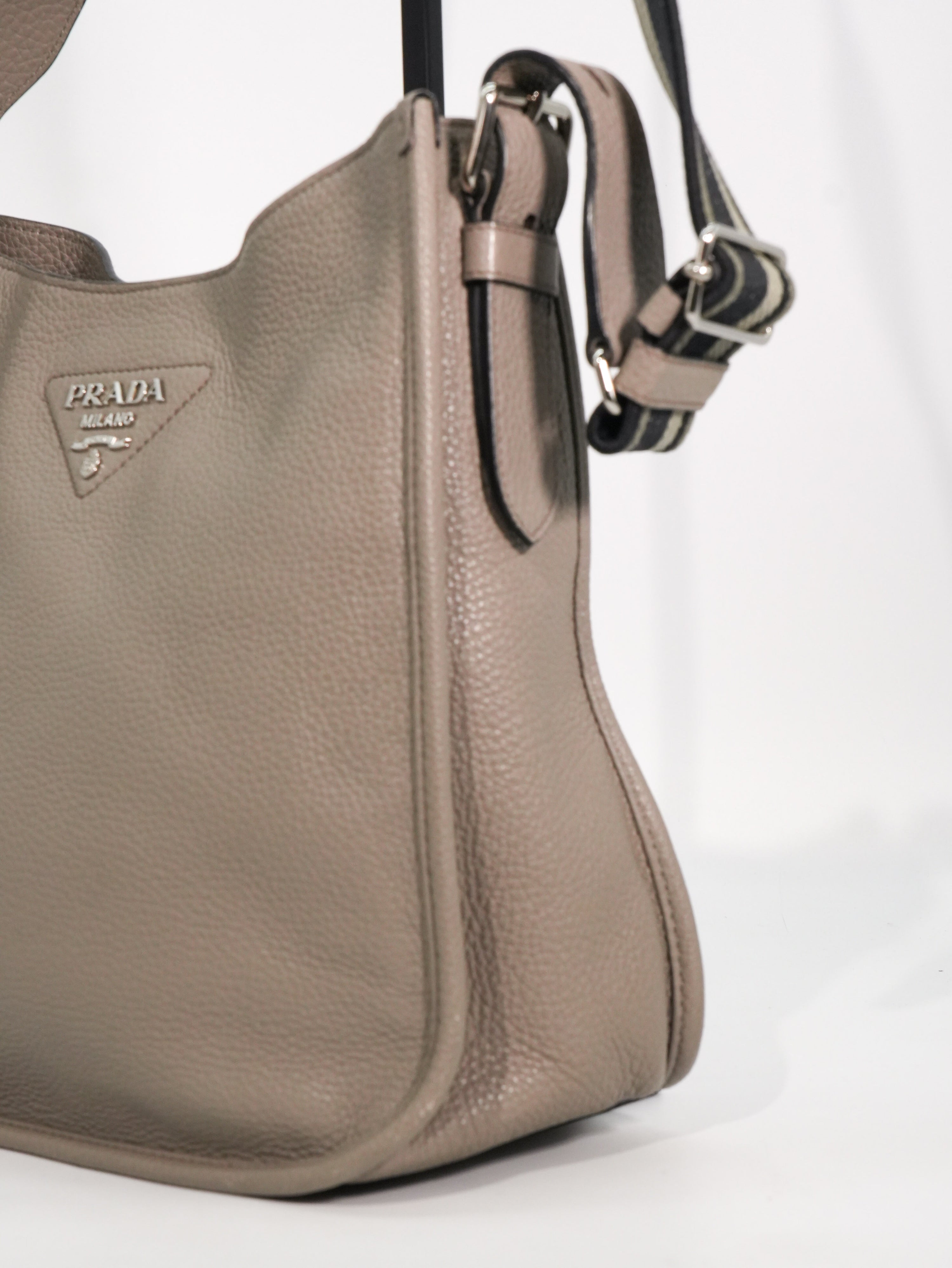 Prada Borsa a Tracolla in Pelle