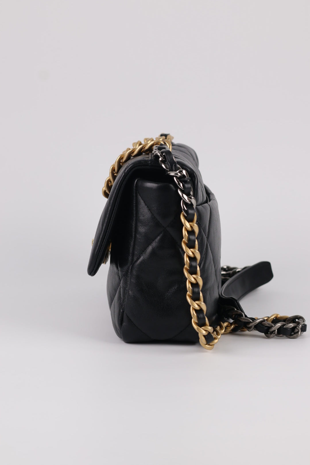 Chanel 19 in Pelle d’Agnello