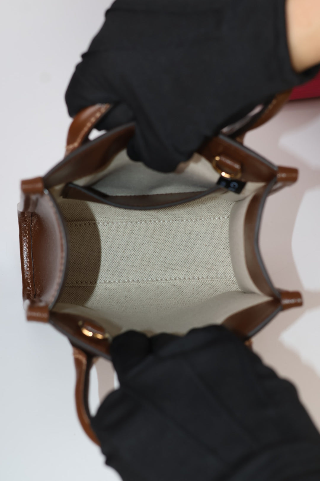 Gucci Mini Tote GG Supreme