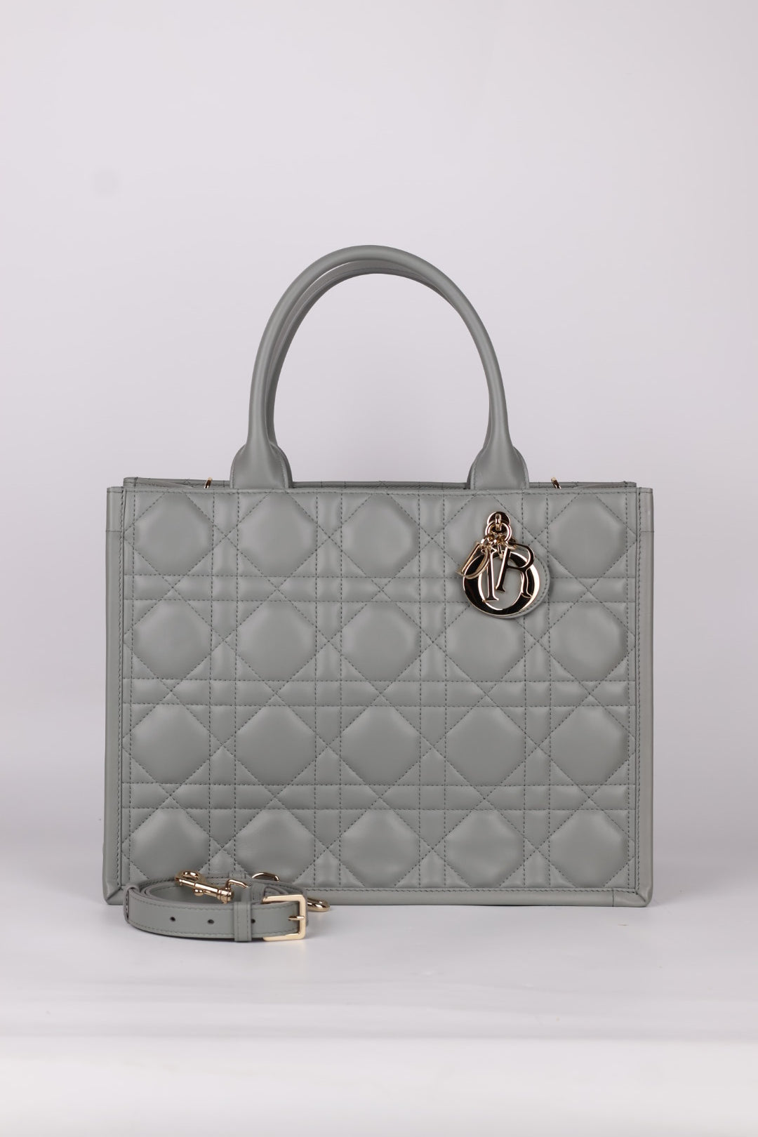 Dior Book Tote Macrocannage Media