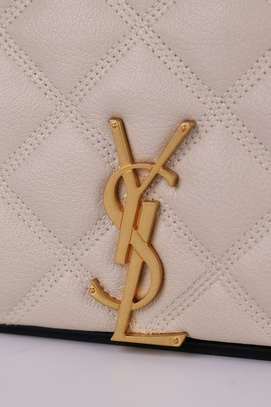 Saint Laurent Becky Media