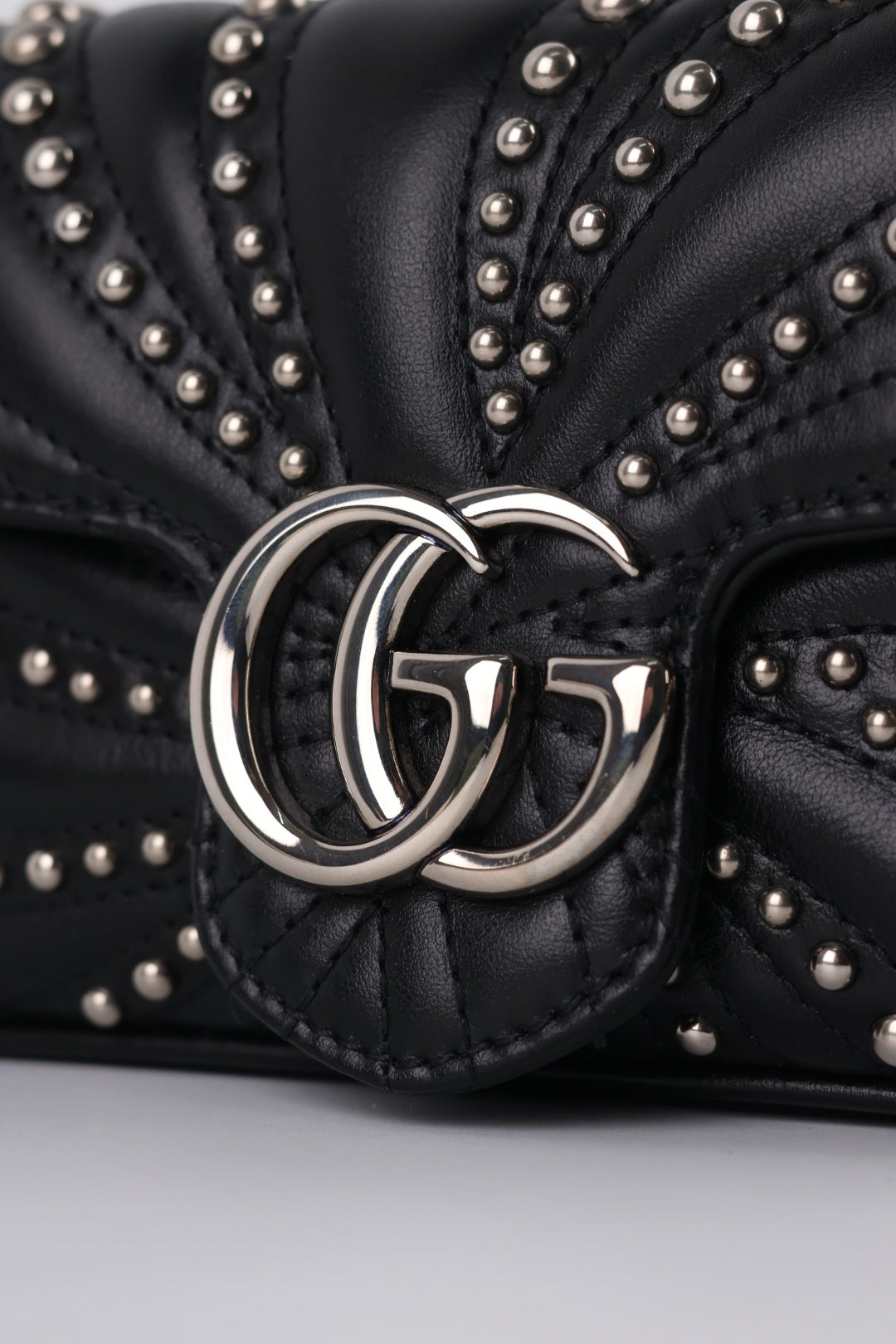 Gucci Supermini Marmont Borchie