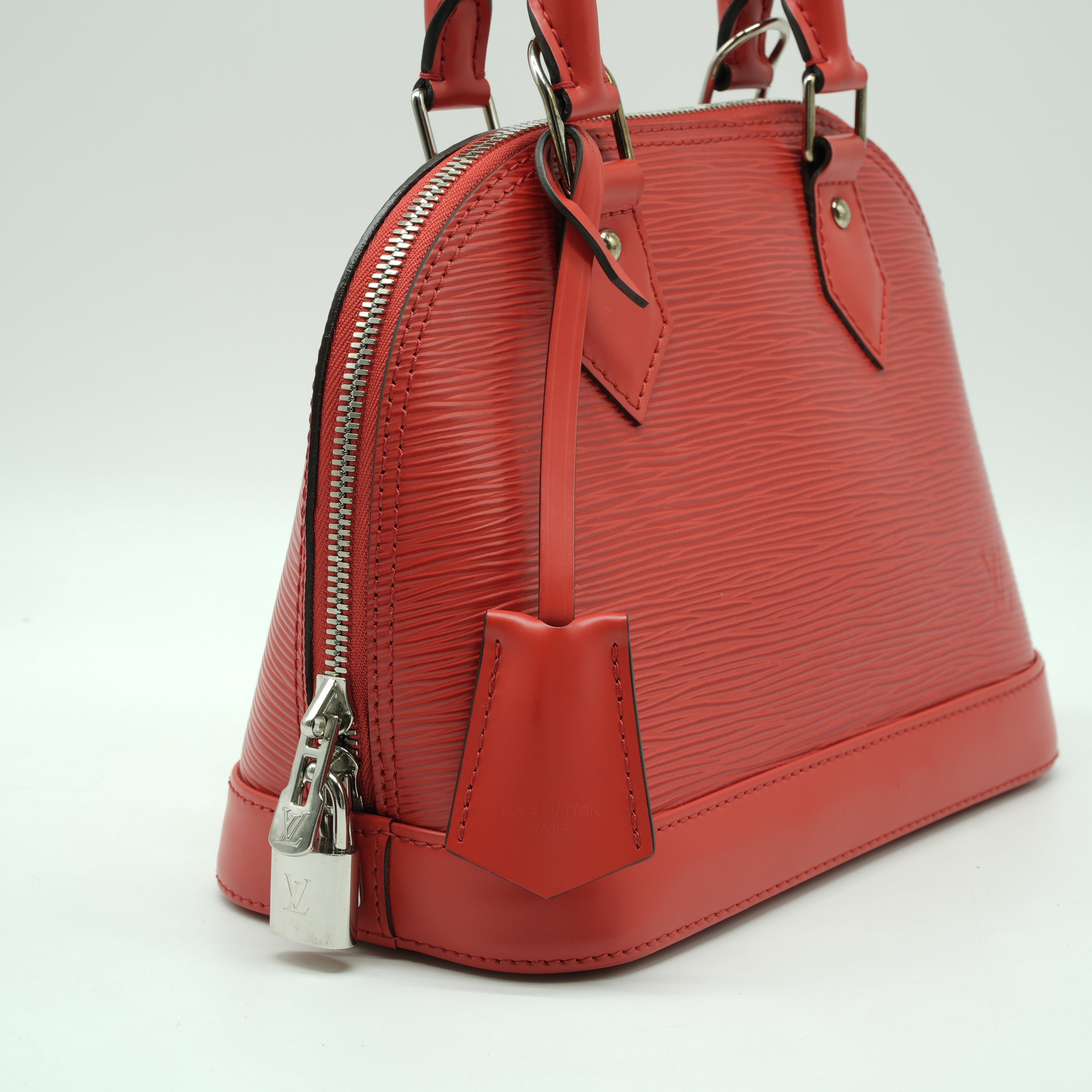 Louis Vuitton Alma BB Epi