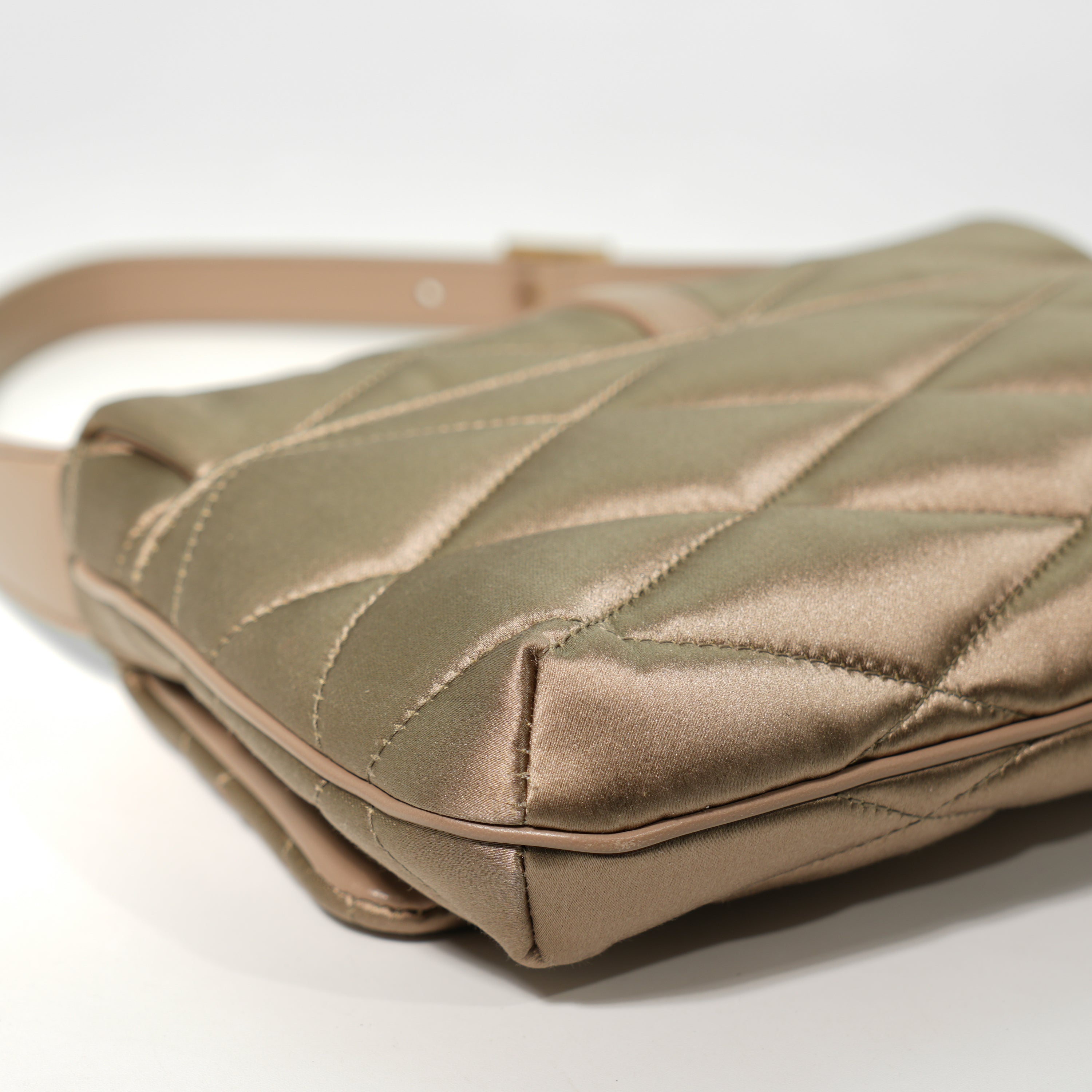 Saint Laurent Le 57 a Spalla