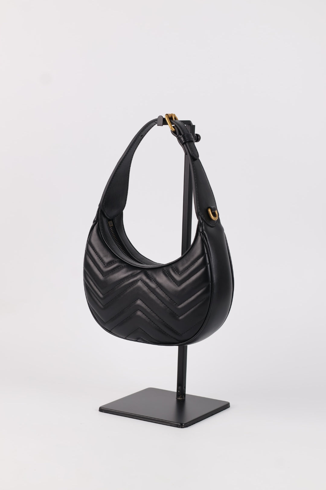 Gucci Marmont Hobo Matelassé