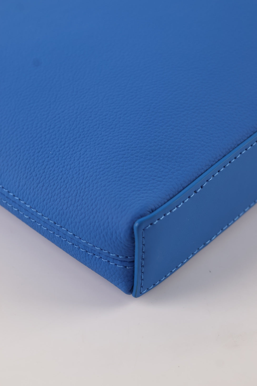 Louis Vuitton Pochette Takeoff