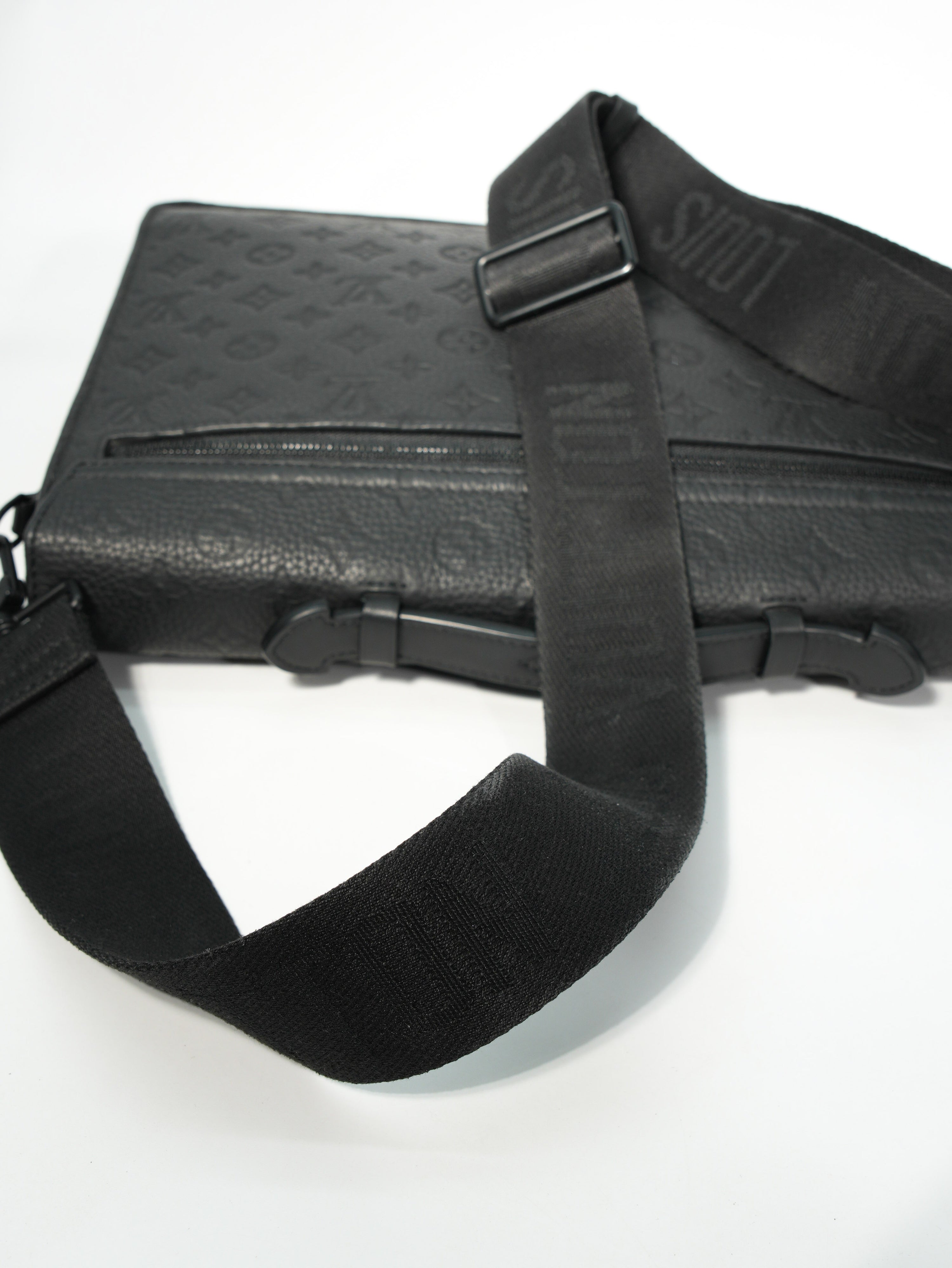 Louis Vuitton Valigetta S Lock Empreinte
