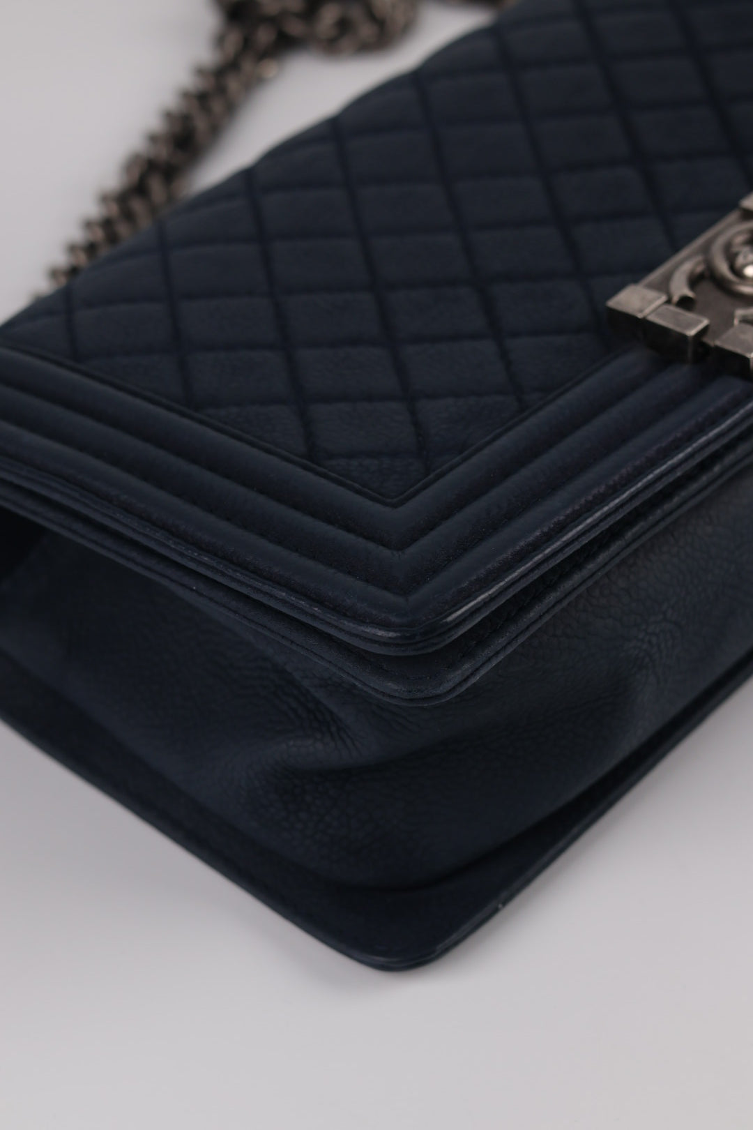 Chanel Boy Media Nabuk